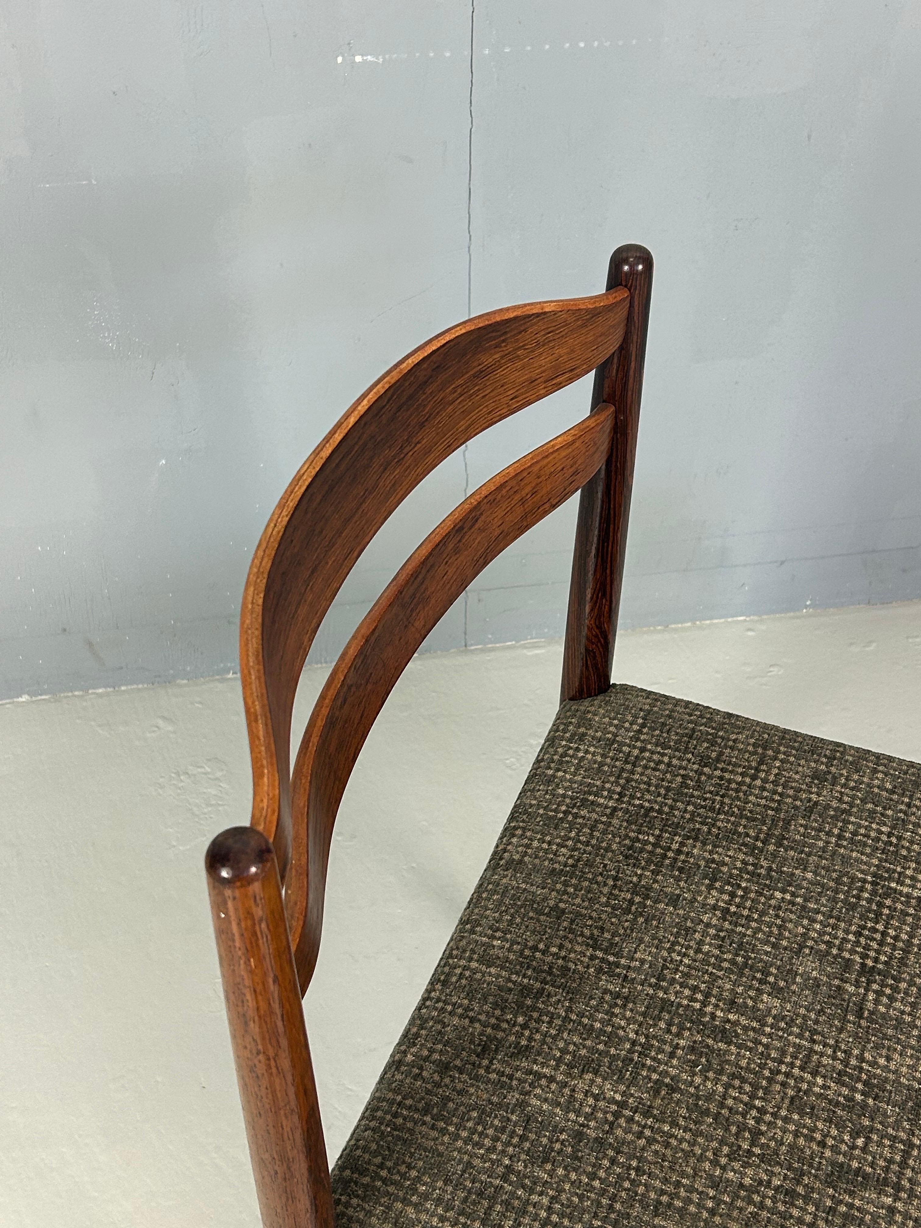 Suédois Ensemble de 4 chaises de salle à manger mi-siècle moderne par Carl Ekstrom, 1960 en vente