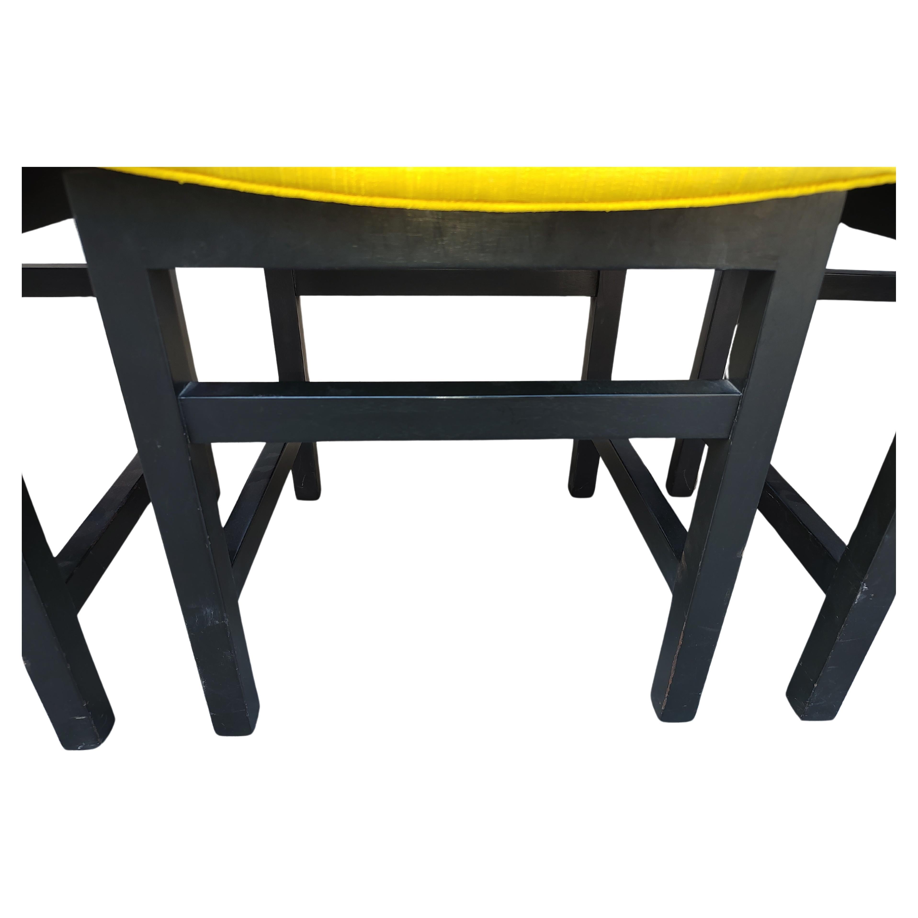 Set aus 4 ebonisierten Hockern mit Seidenpolsterung, Mid-Century Modern, Modern im Angebot 2