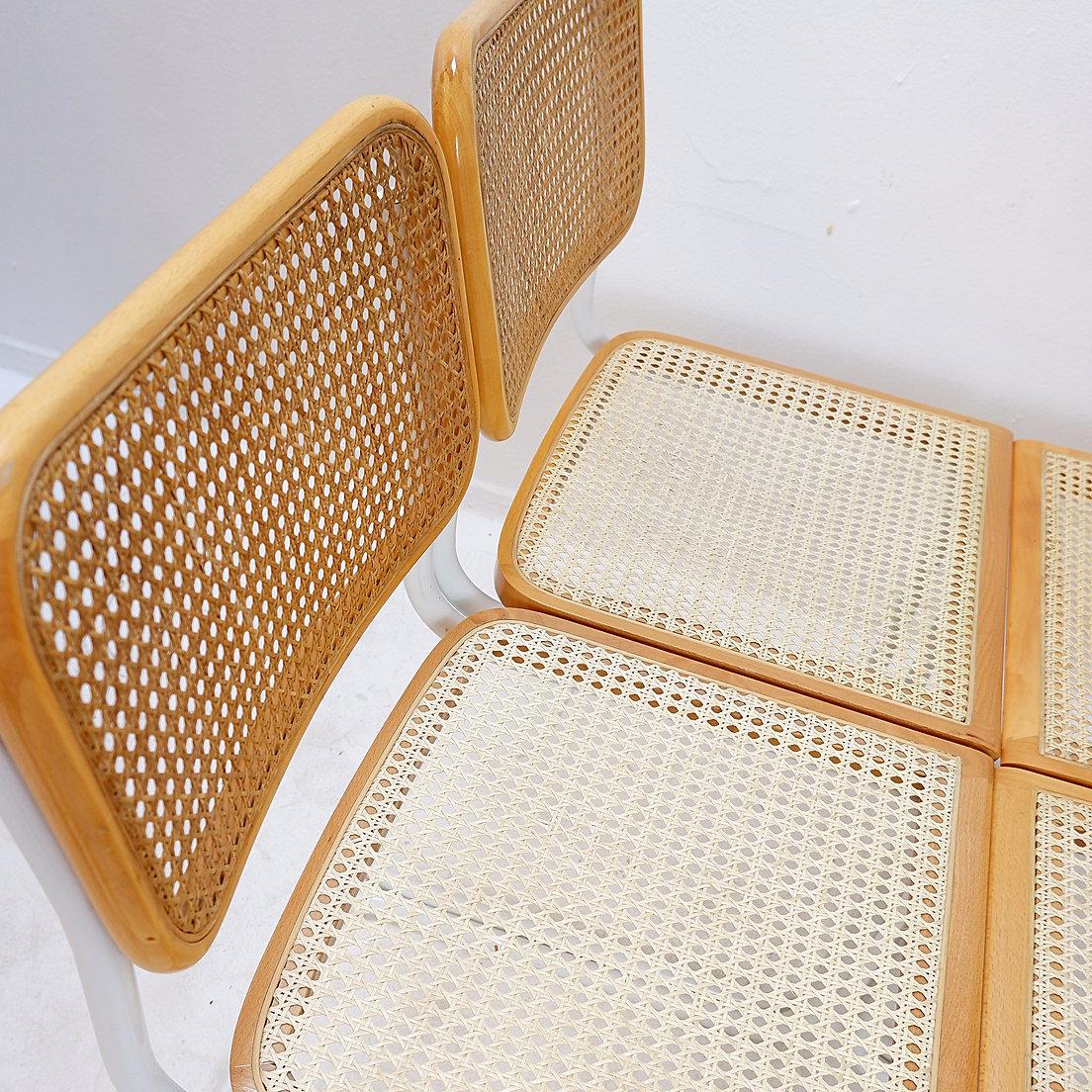 Juego de 4 sillas de caña italianas modernas de mediados de siglo al estilo de Marcel Breuer Metal en venta