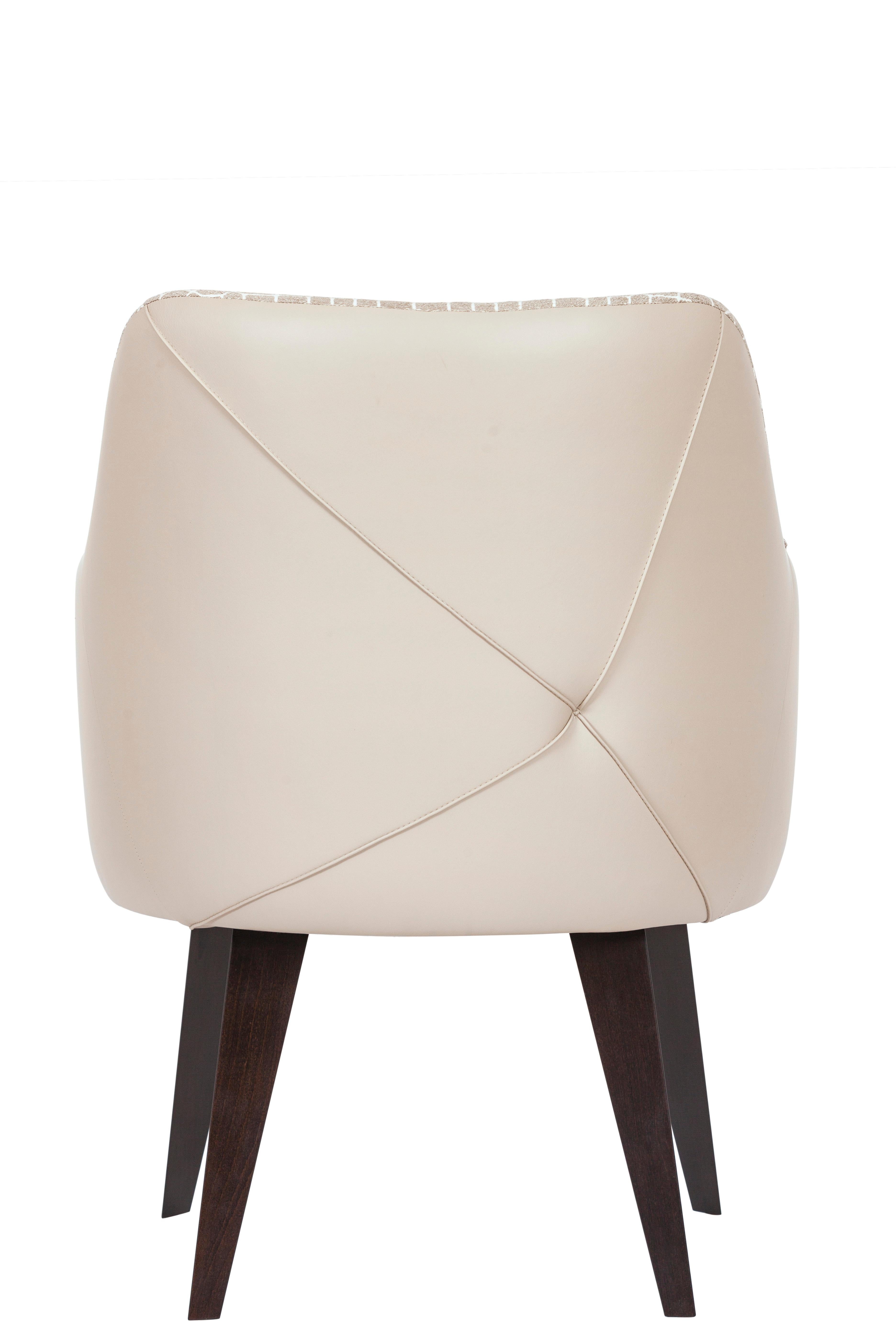 Mid-Century Modern Set of 4 Margot Dining Chairs, Cream Leather, Greenapple For Sale 2