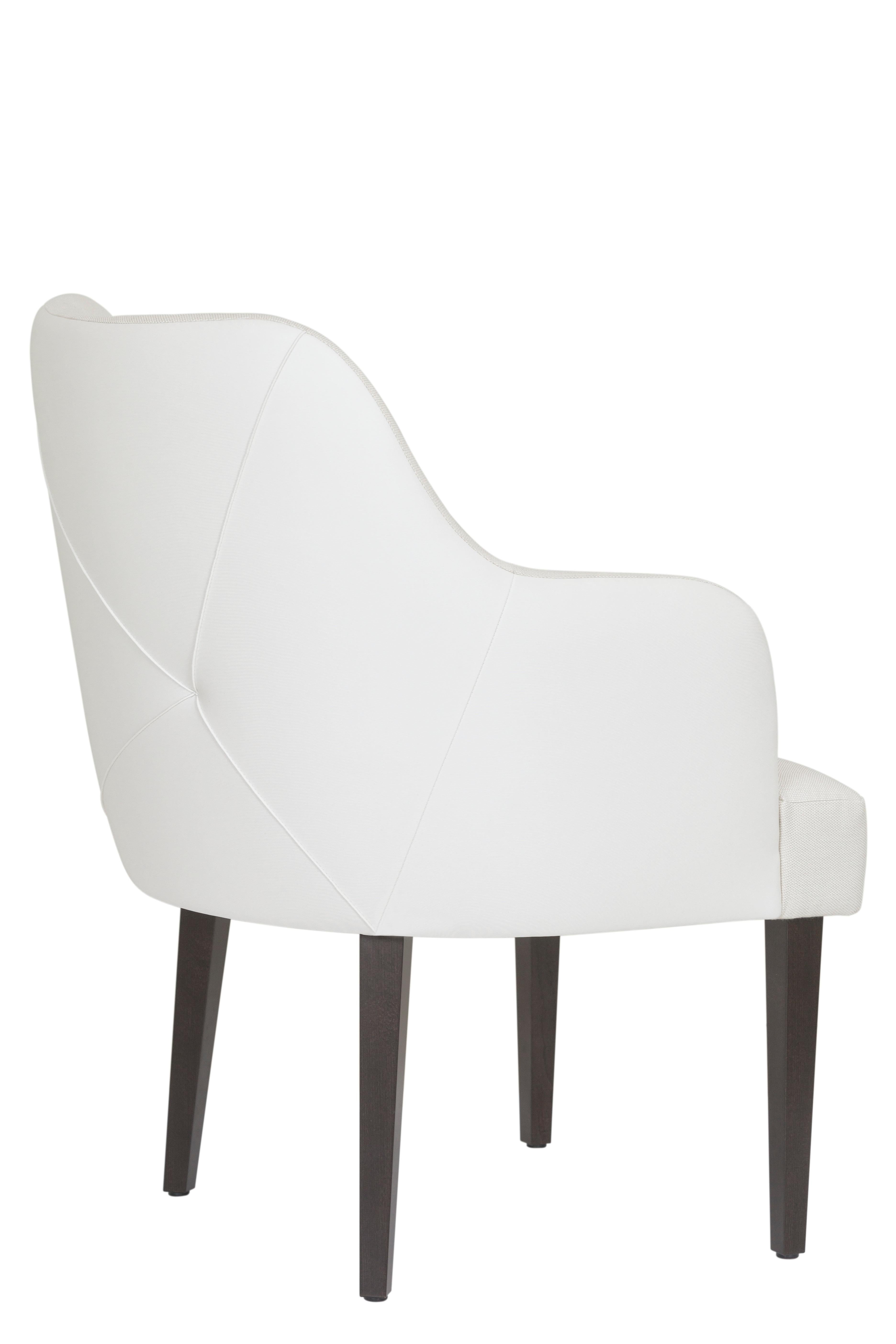 Fait main Ensemble de 4 chaises de salle à manger Margot, en cuir blanc, Greenapple, modernité du milieu du siècle en vente