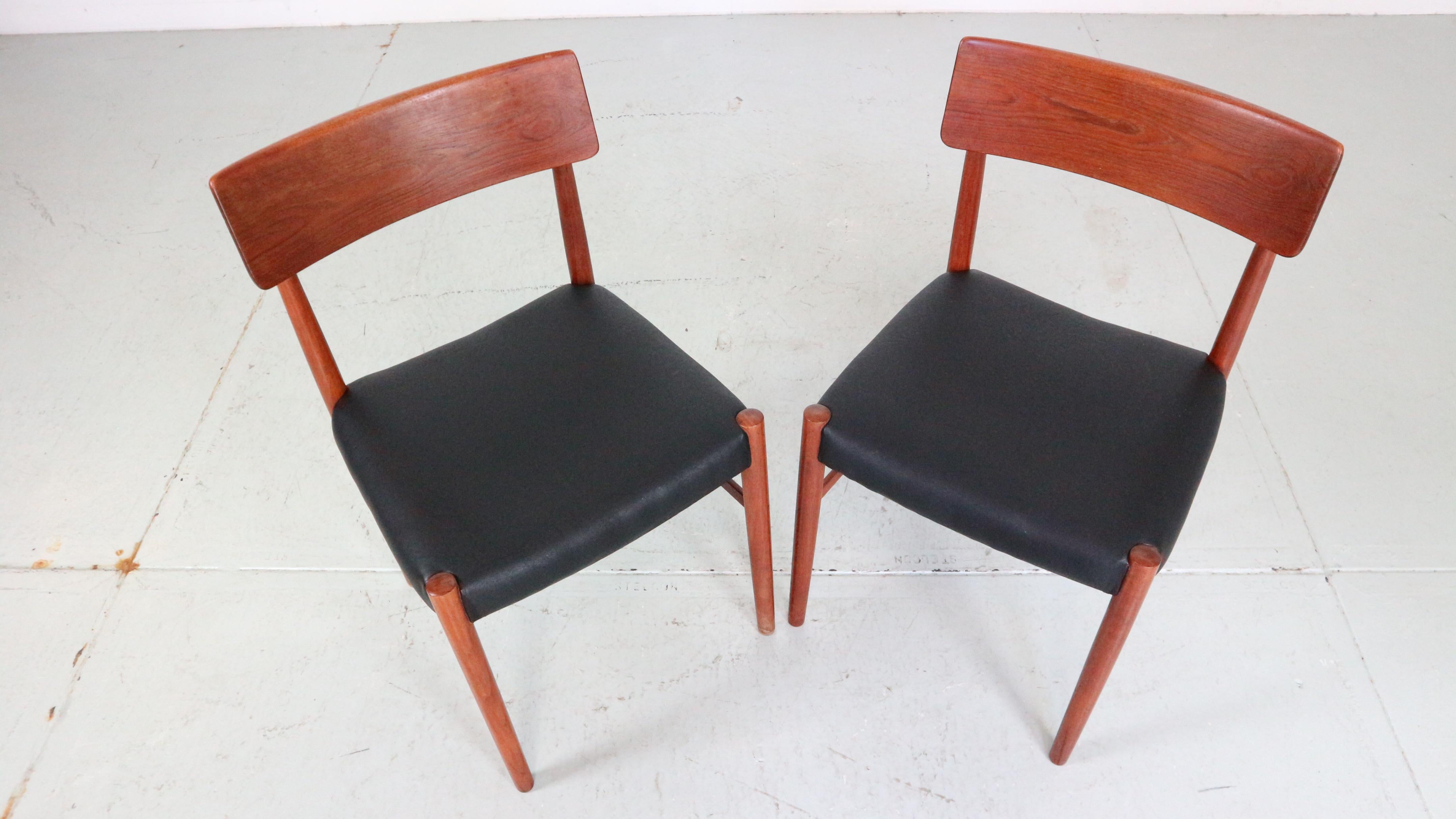 Mid-Century Modern Set of 4 Teak Dinning Room Chairs, 1960 Denmark For Sale 3