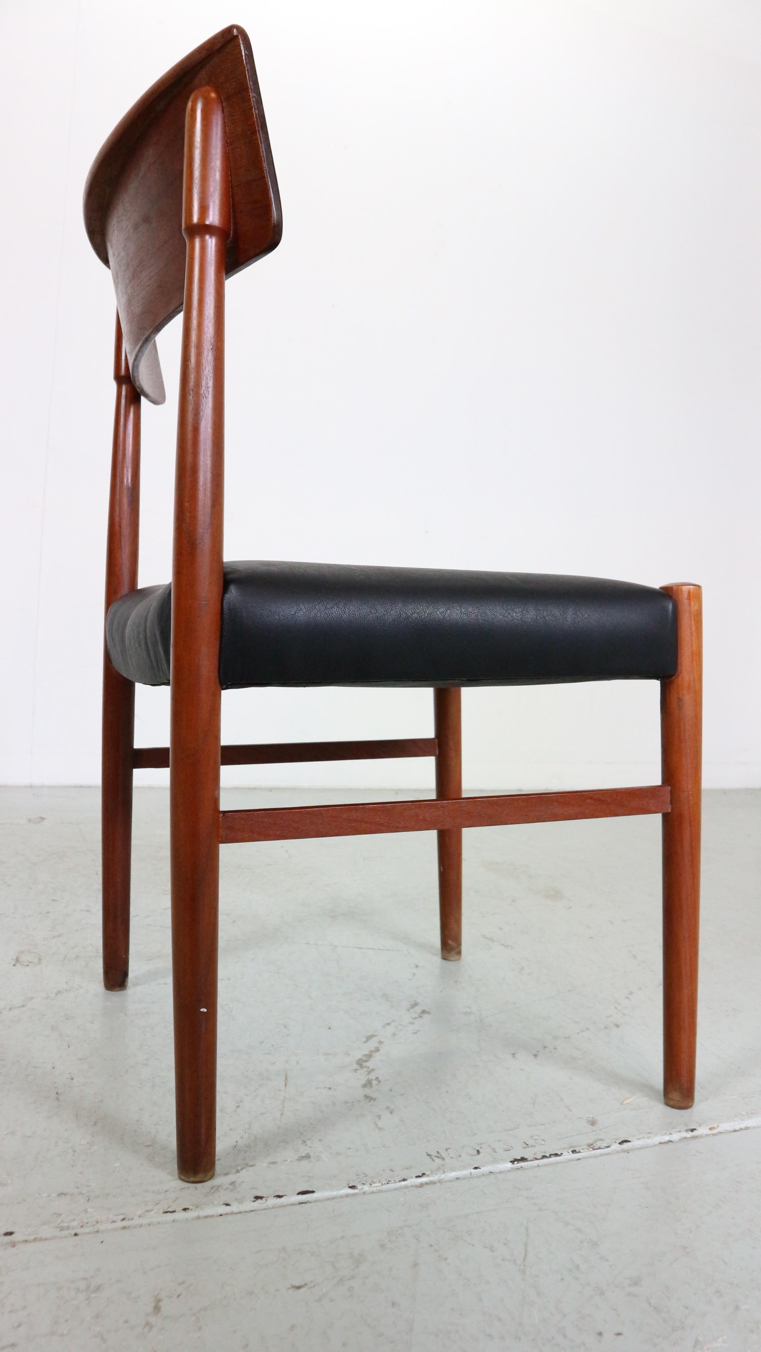 Mid-Century Modern Set of 4 Teak Dinning Room Chairs, 1960 Denmark For Sale 5