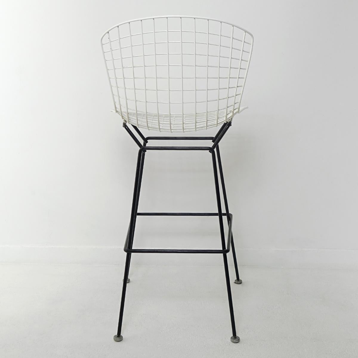 Late 20th Century Mid-Century Modern Set of 4 Wire Stools by Harry Bertoia for Knoll International