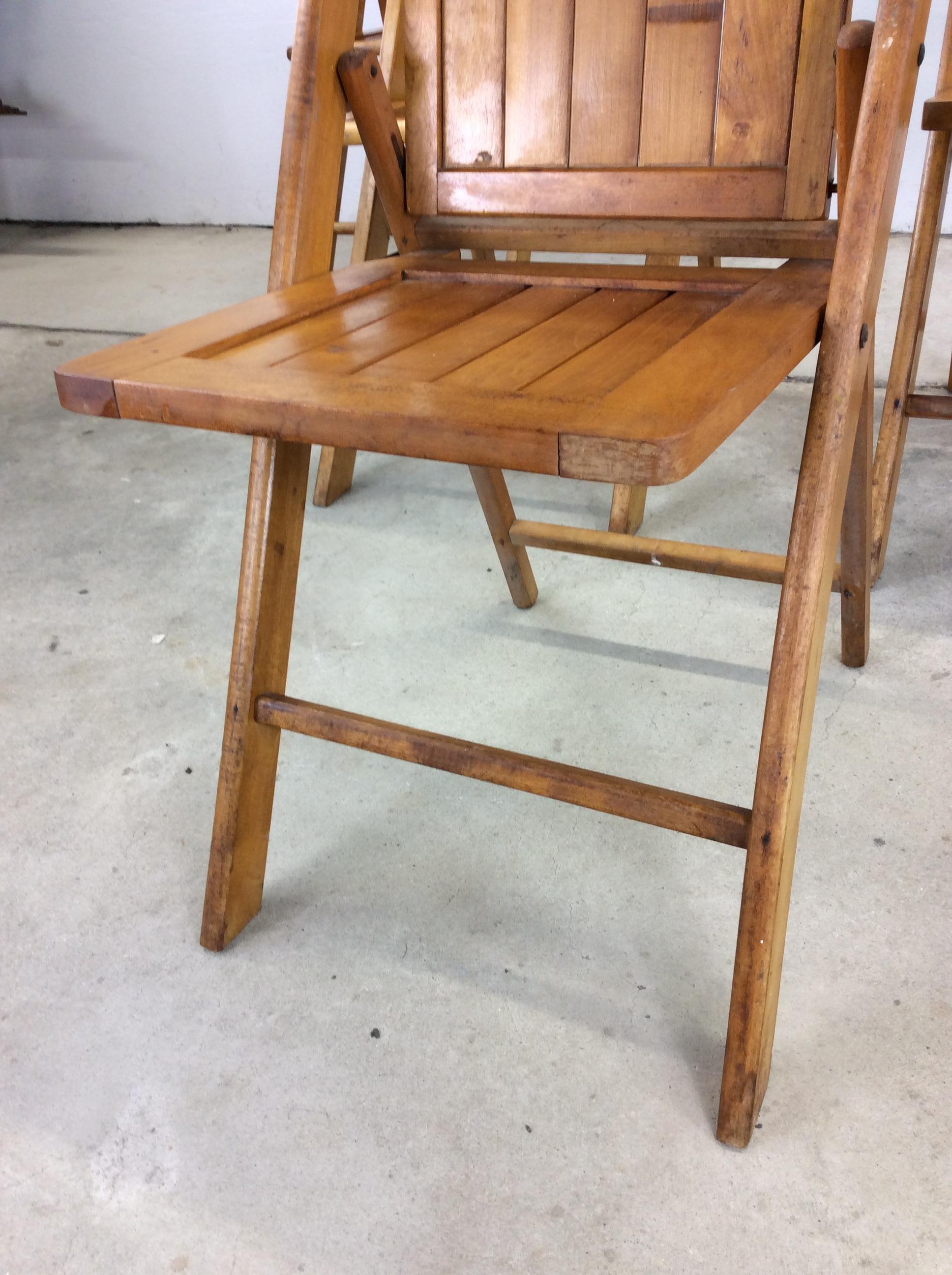 Mid Century Modernes Set aus 5 Klappstühlen mit heller Ahornoberfläche im Angebot 2