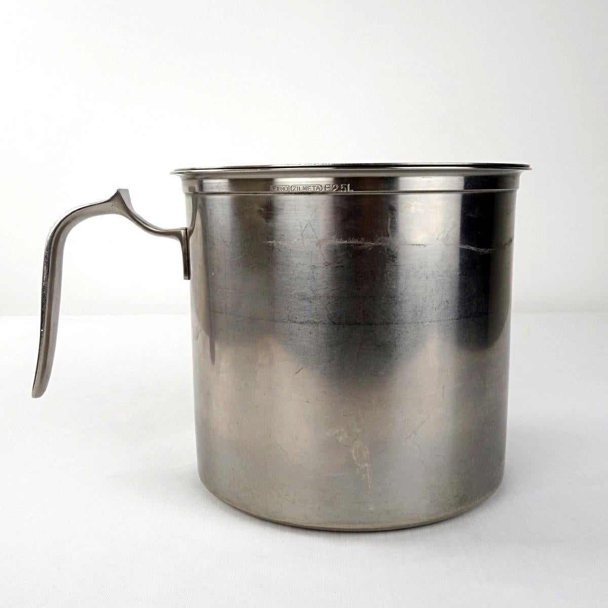 Mid-Century Modern Set of 5 Pots and Pans Designed by Dick Simonis for Gero 5