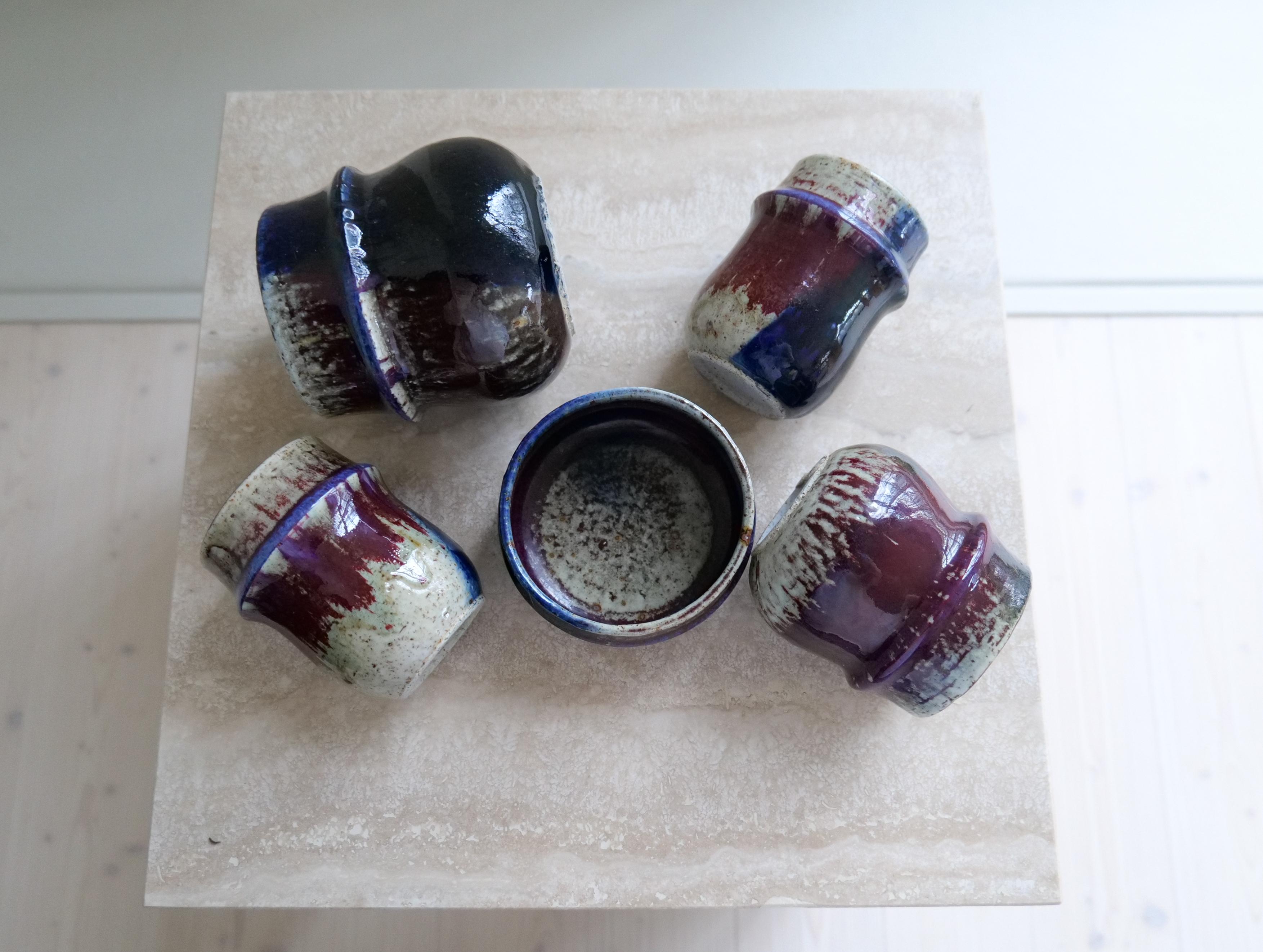 Moderner Satz von 5 Steingutteilen Rörstrand Sylvia Leuchovius, 1970er Jahre im Angebot 4