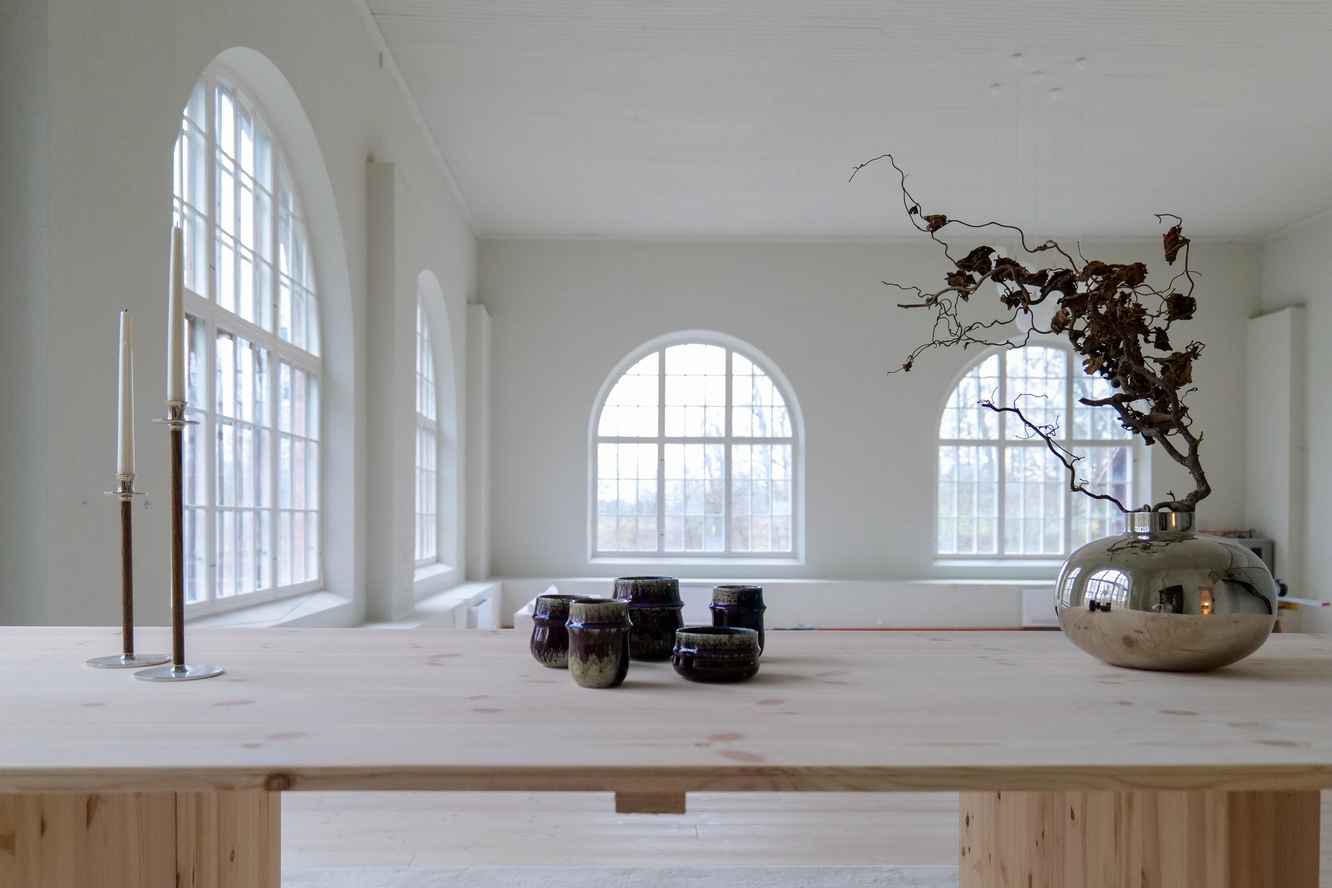 Moderner Satz von 5 Steingutteilen Rörstrand Sylvia Leuchovius, 1970er Jahre (Skandinavische Moderne) im Angebot