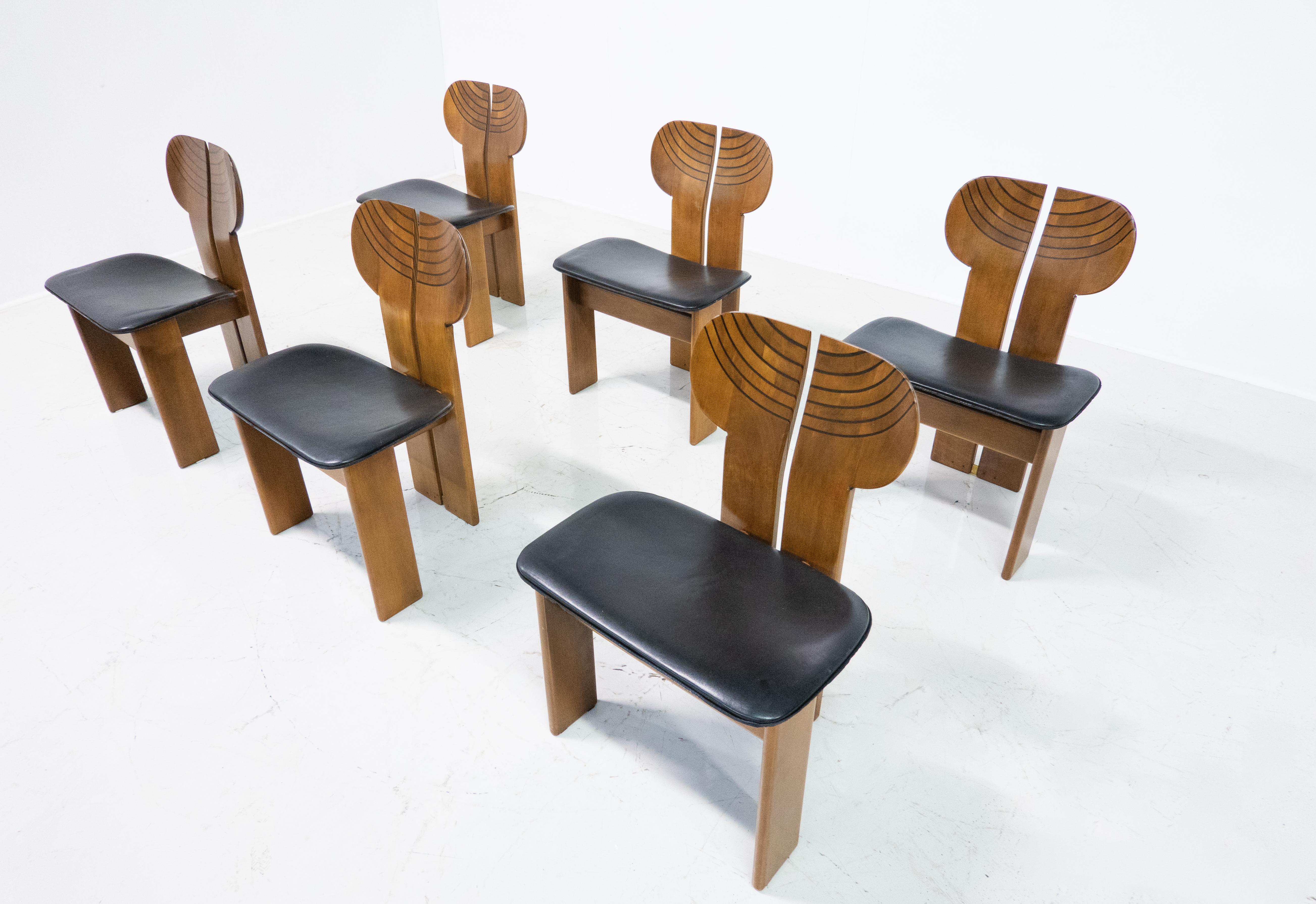 Late 20th Century Mid-Century Modern Set of 6 Africa Chairs by Afra & Tobia Scarpa for Maxalto For Sale