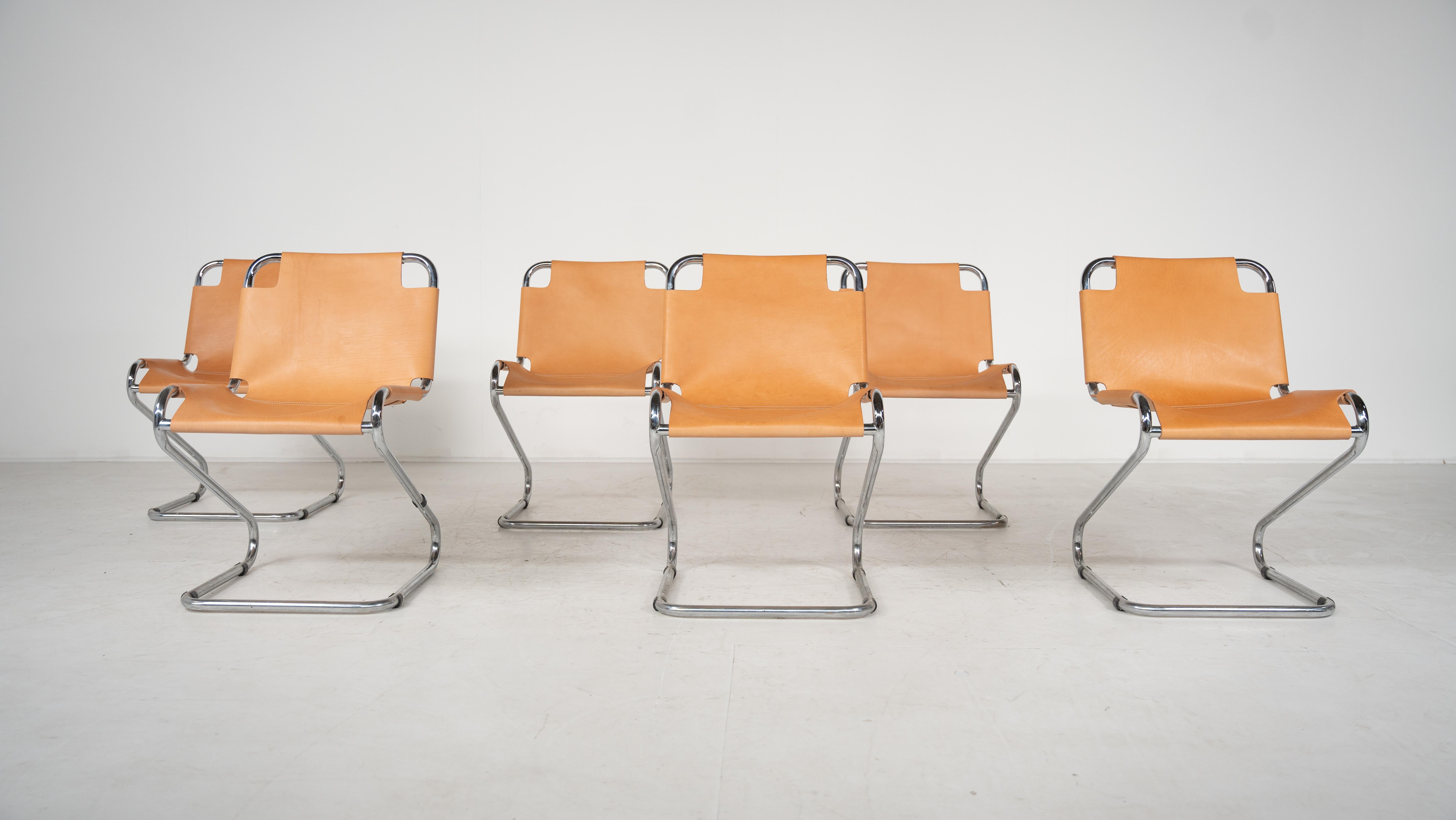 Set di 6 poltrone moderne di metà secolo, cromo e pelle, Italia, anni '70 in vendita 11