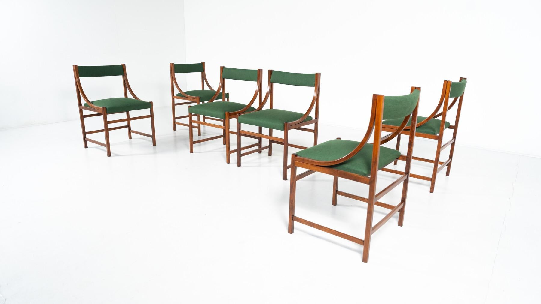 Ensemble de 6 fauteuils, bois et tissu, Italie, années 1960 en vente 4