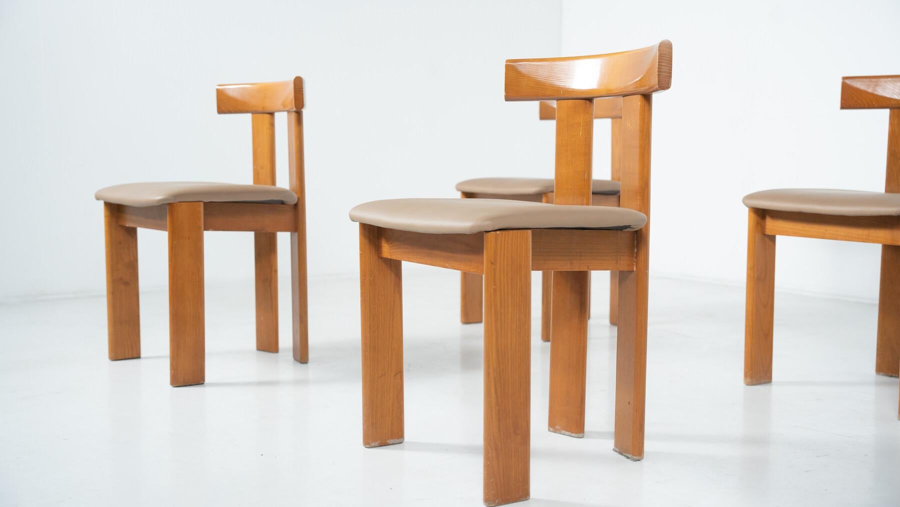 Ensemble de 6 chaises de Luigi Vaghi, 1960s en vente 6