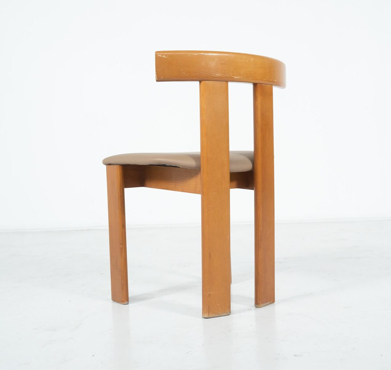 Ensemble de 6 chaises de Luigi Vaghi, 1960s en vente 1