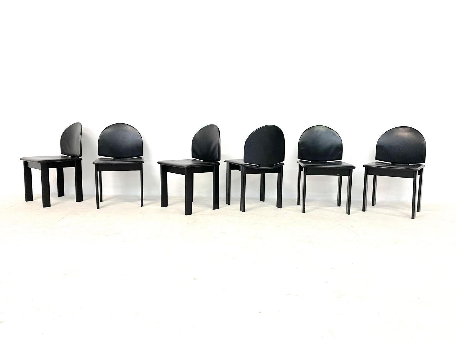 Late 20th Century Mid-Century Modern Set of 6 Chairs for Mobil Girgi, Italy, 1970s For Sale