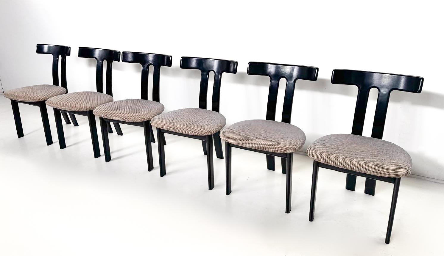 Mid-Century Modern Ensemble de 6 chaises dans le style de Luigi Vaghi, années 1960 en vente