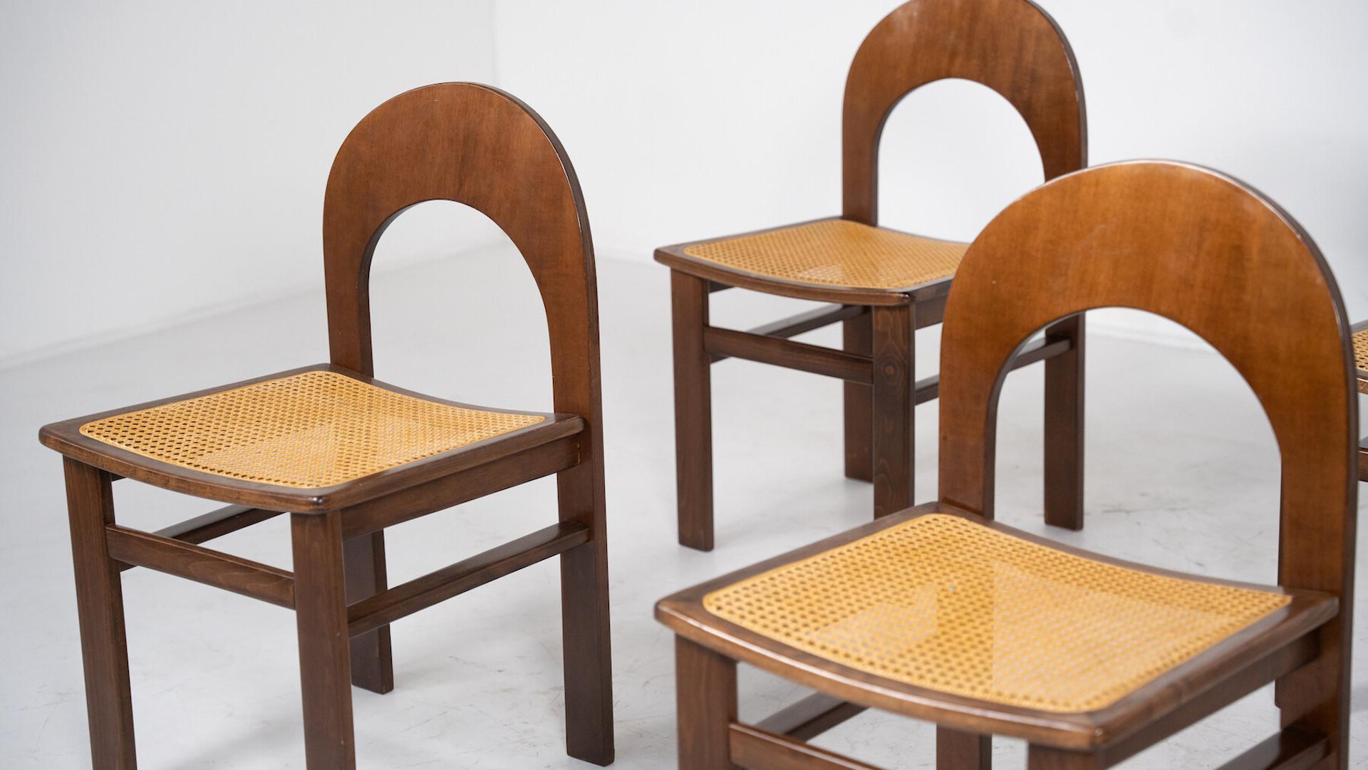 Wood Mid-Century Modern Set of 6 Chairs Model 