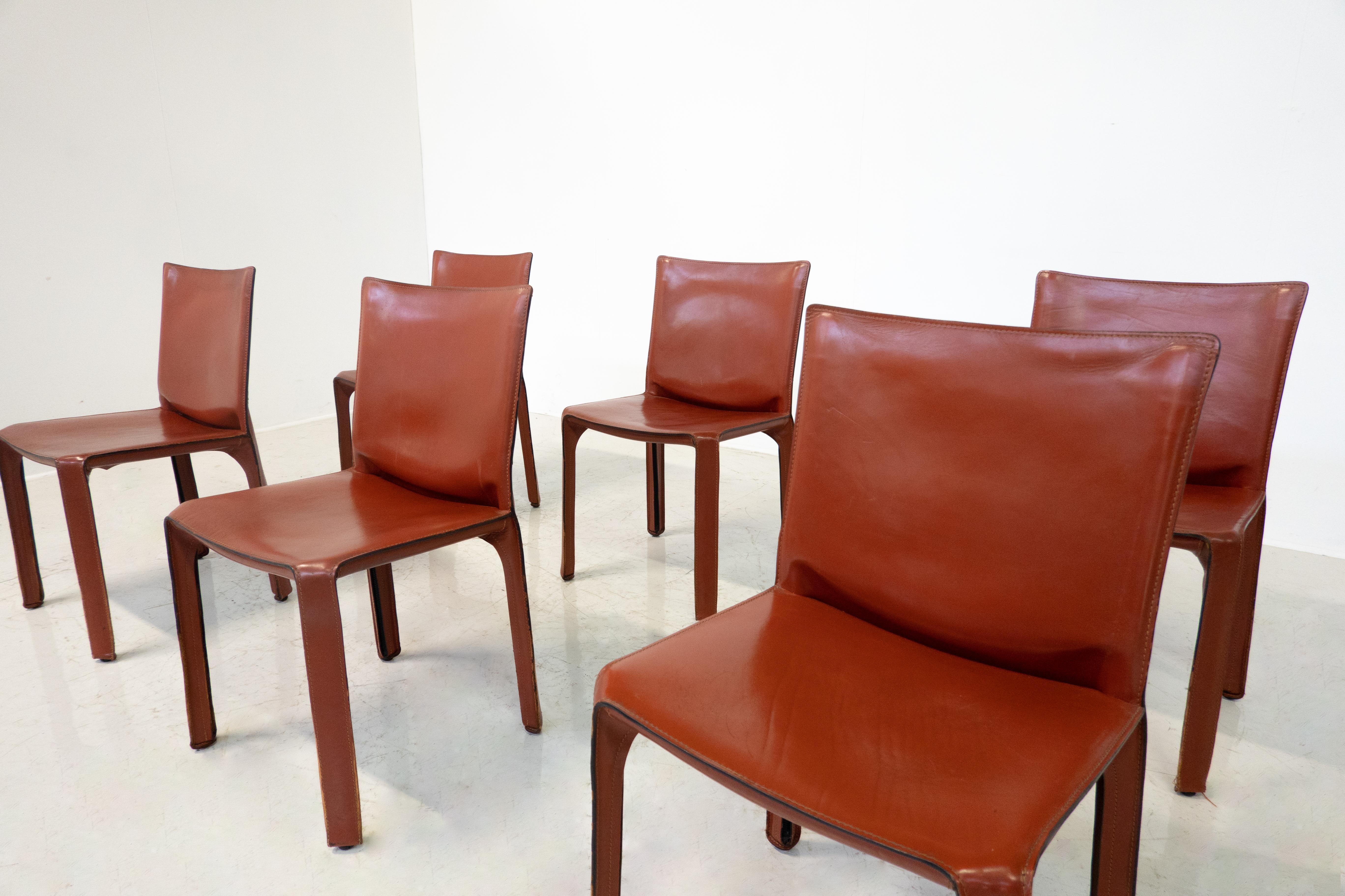 Mid-Century Modern Set of 6 Chairs Model CAB 412 by Mario Bellini for Casina For Sale 1