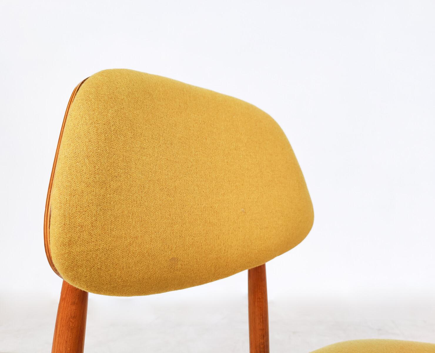 Fabric Mid-Century Modern Set of 6 Dining Chairs, Italy, 1960s For Sale