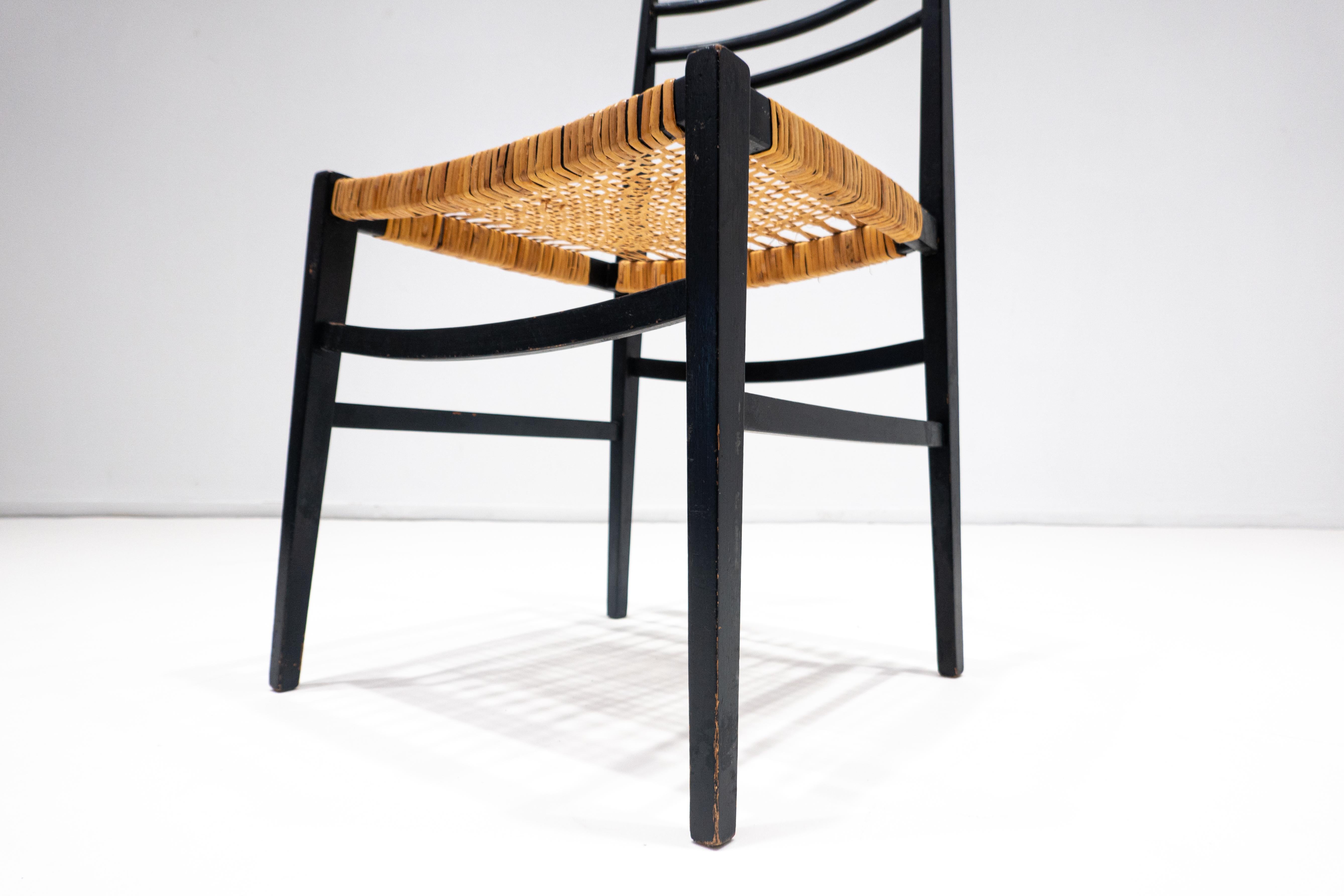 Ensemble de 6 chaises de salle à manger modernes du milieu du siècle dernier, en bois et corde de raphia, Italie, années 1960 en vente 7