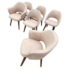 Mid-Century Modern Set of 6 Eero Saarinen Knoll Dining Chairs w Wood Legs C1955