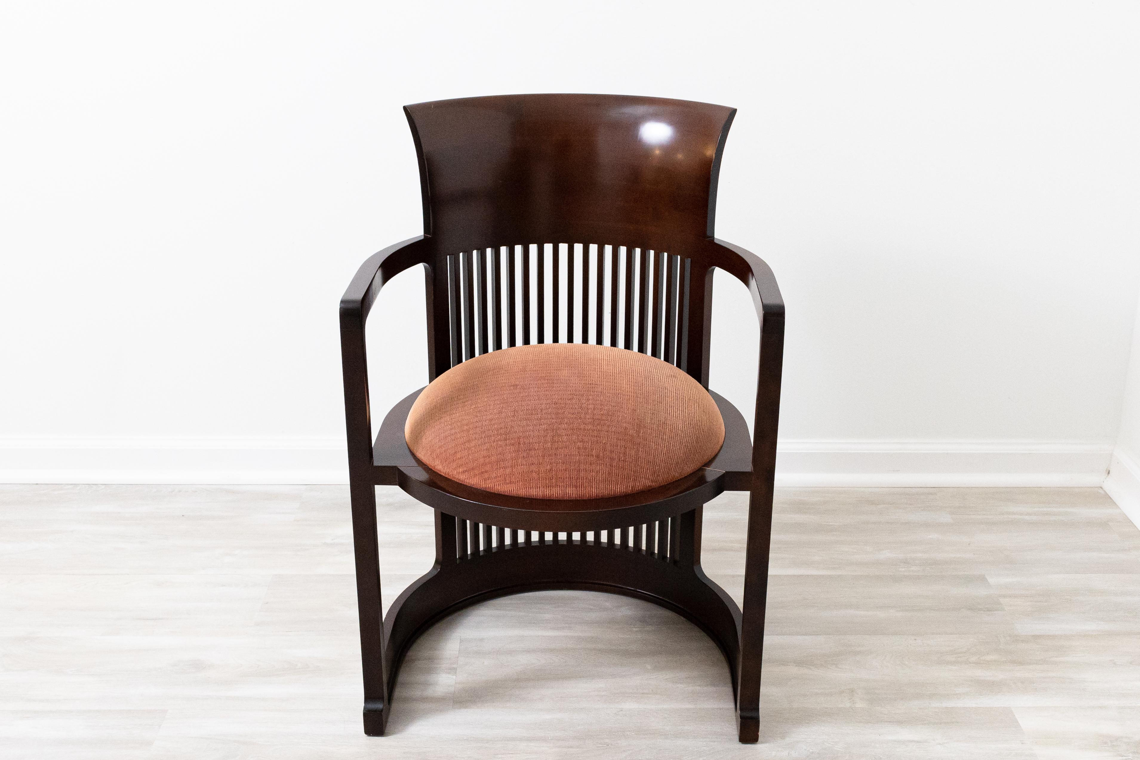 Set of 6 beautiful barrel chairs designed by Frank Lloyd Wright by Cassina.Chairs designed by Frank Lloyd Wright in 1937, relaunched in 1986.
Manufactured by Cassina in Italy. The chairs are In very good condition. The upholstery is in fair