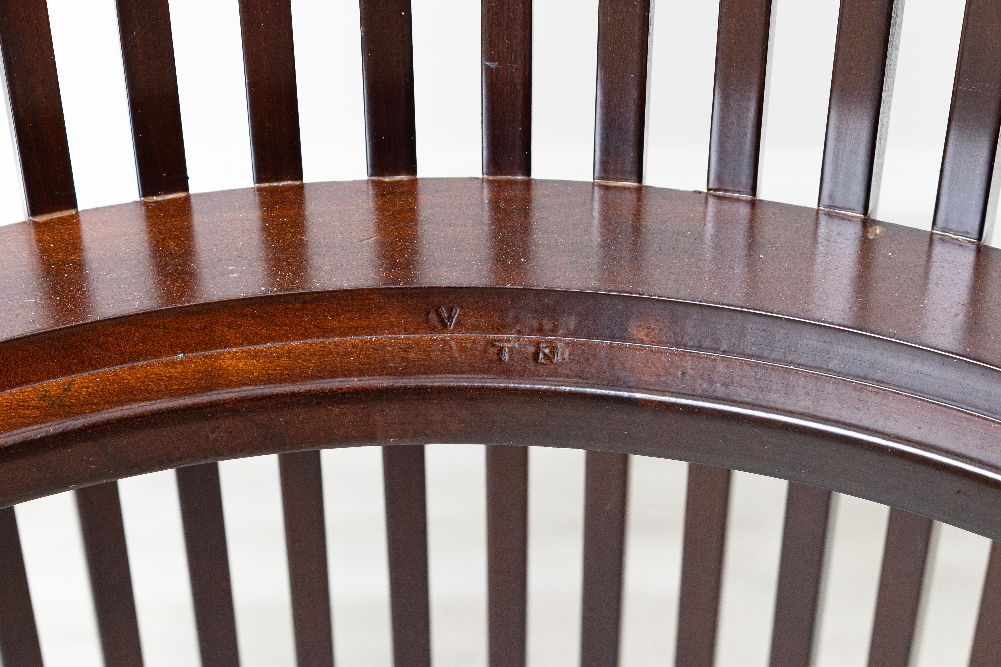 Mid-Century Modern Set of 6 Frank Lloyd Wright Barrel Dining Chair by Cassina 2