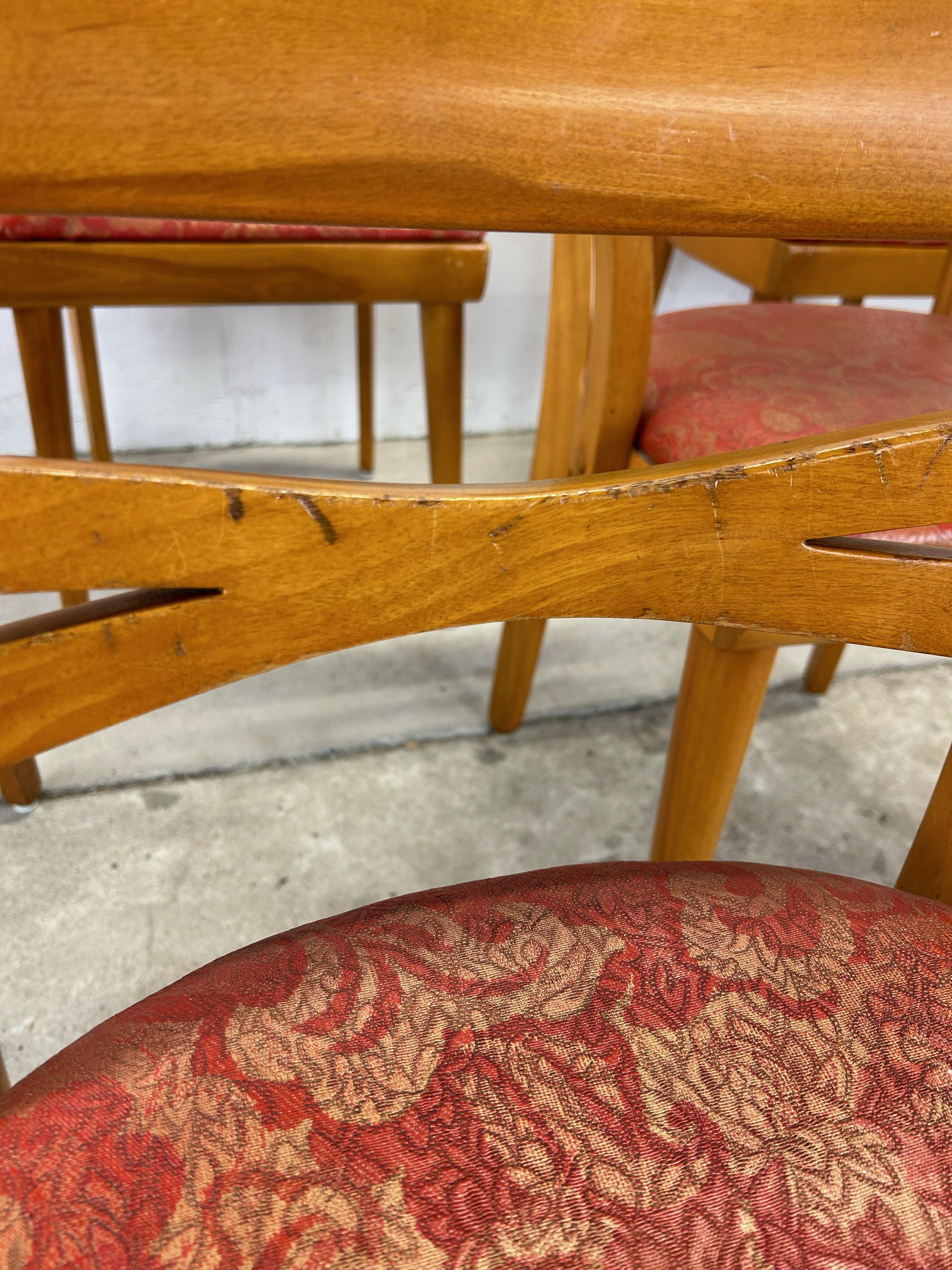 Mid Century Modern Set of 6 Maple Dining Chairs In Good Condition For Sale In Freehold, NJ