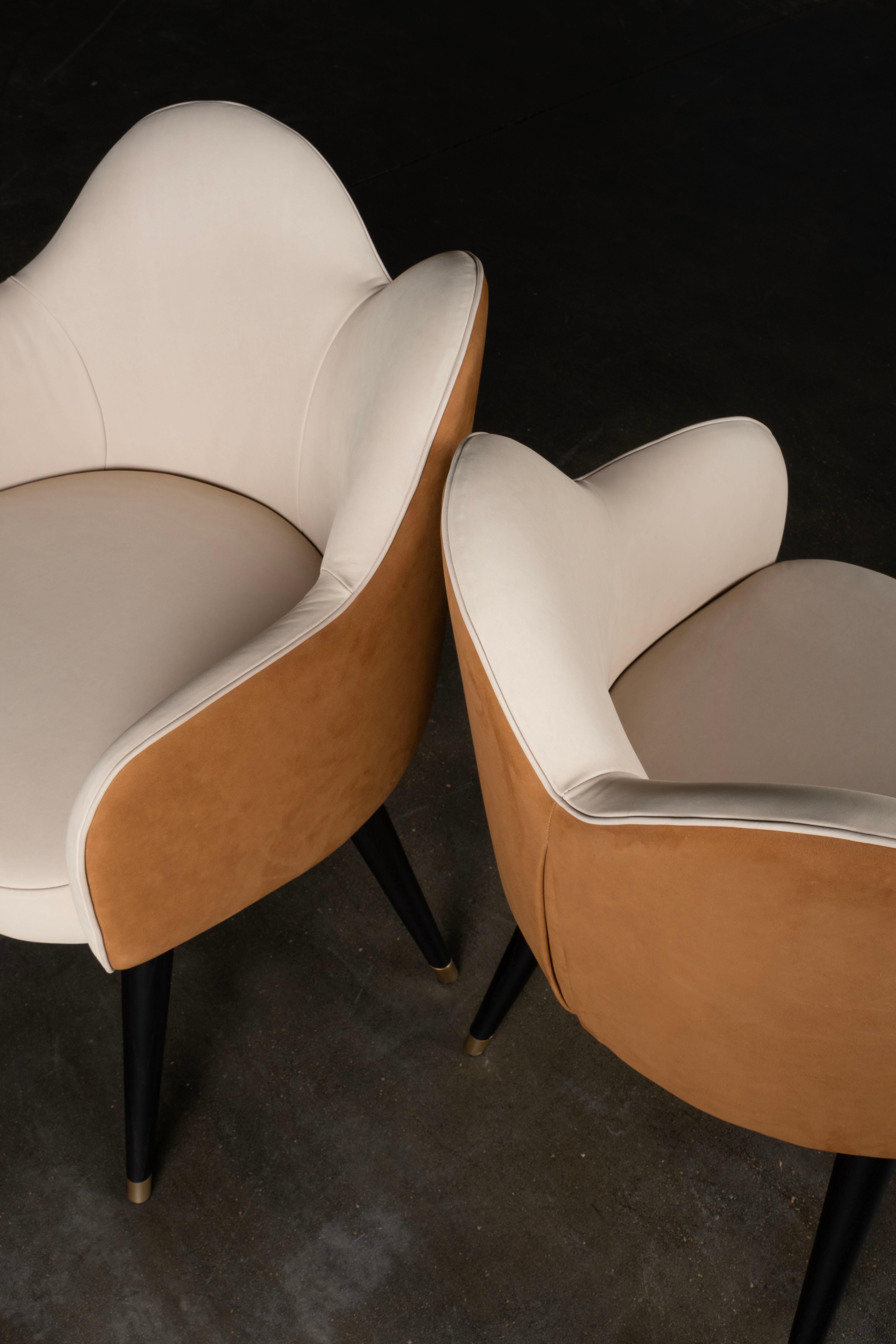 Brushed Mid-Century Modern Set of 6 Mary Dining Chairs, Velvet Leather, Brass Greenapple For Sale