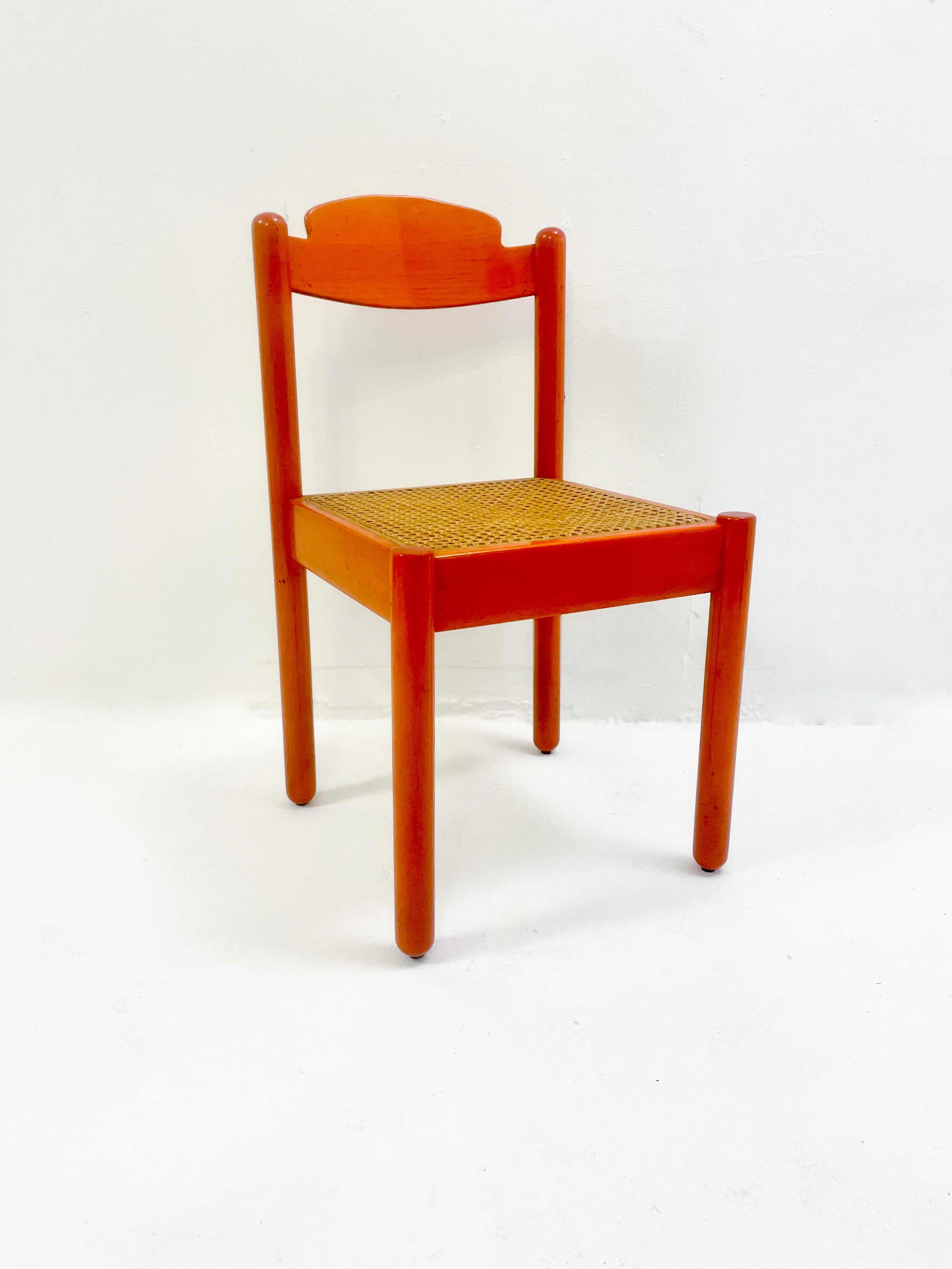 italien Ensemble de 6 chaises orange en bois, de style moderne du milieu du siècle, Italie, années 1960 en vente