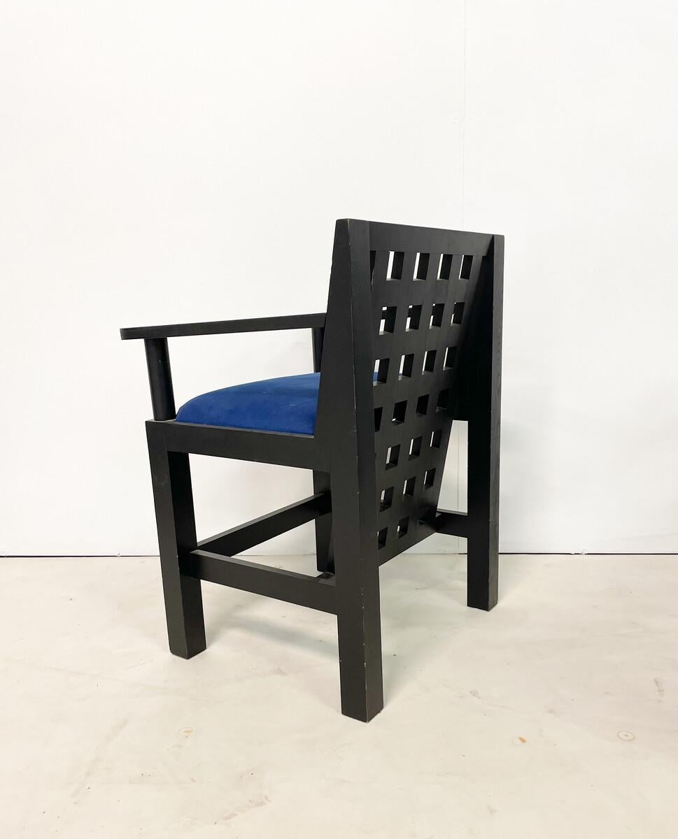 Velvet Mid-Century Modern Set of 6 Post Modernist Armchairs For Sale