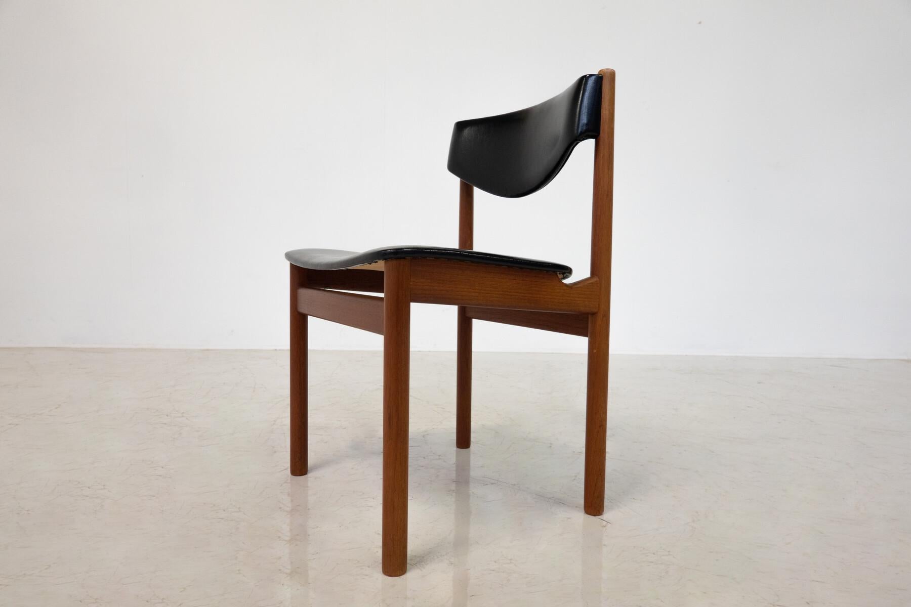 The Moderns Modern Set of 6 Scandinavian Chairs, 1960s en vente 6
