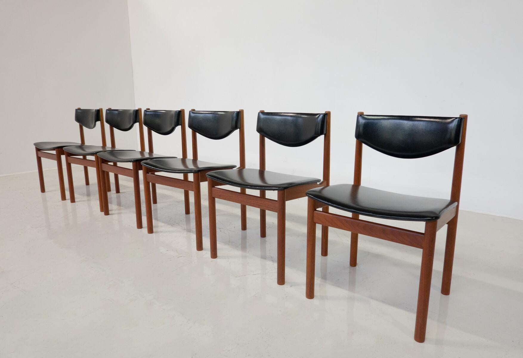 Mid-Century Modern Set of 6 Scandinavian Chairs, 1960s For Sale 5