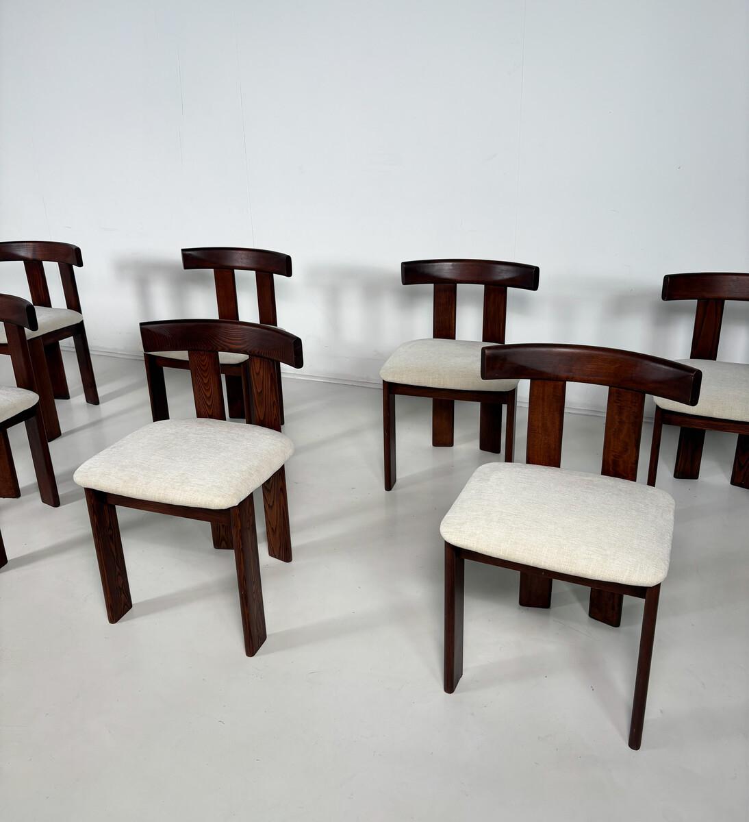 Mid-Century Modern Set of 8 Chairs by Luigi Vaghi, 1960s (Stoff) im Angebot