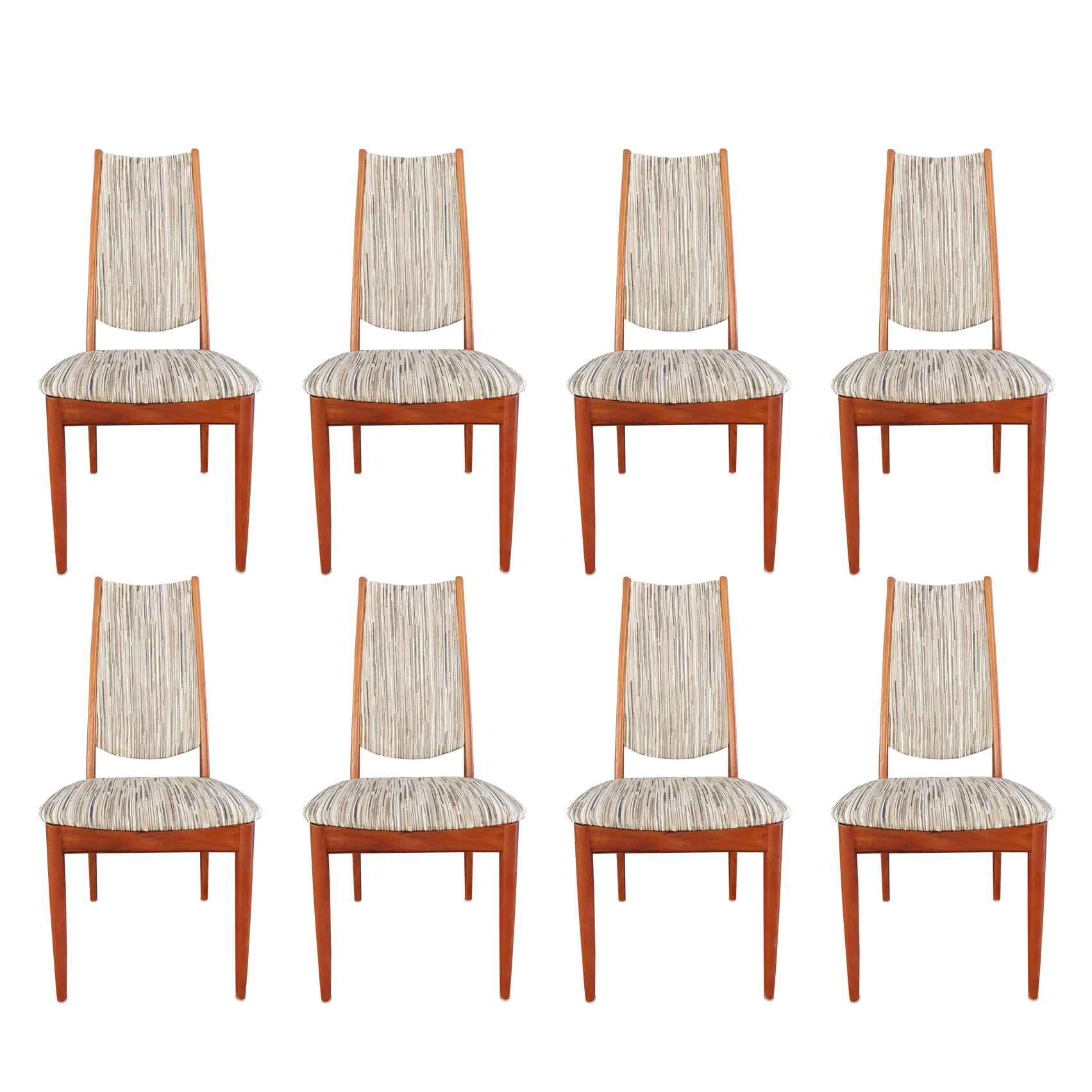 Mid-Century Modern Set of 8 Teak Dining Chairs Attributed to Johannes Andersen