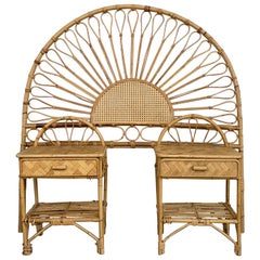 Ensemble de têtes de lit et deux tables de nuit en bambou et bois cintré, de style moderne du milieu du siècle dernier