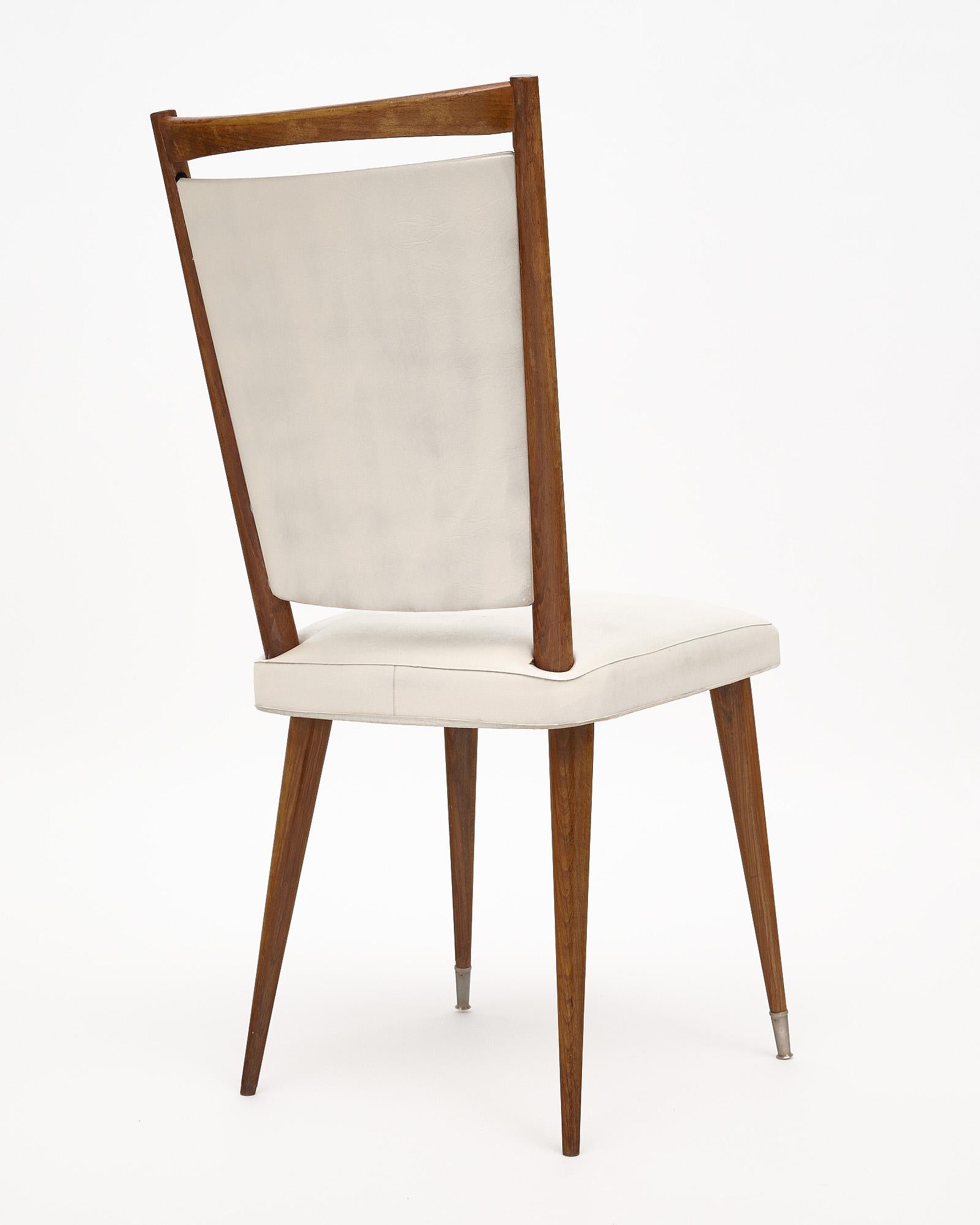 Mid-Century Modern Set of Dining Chairs For Sale 3