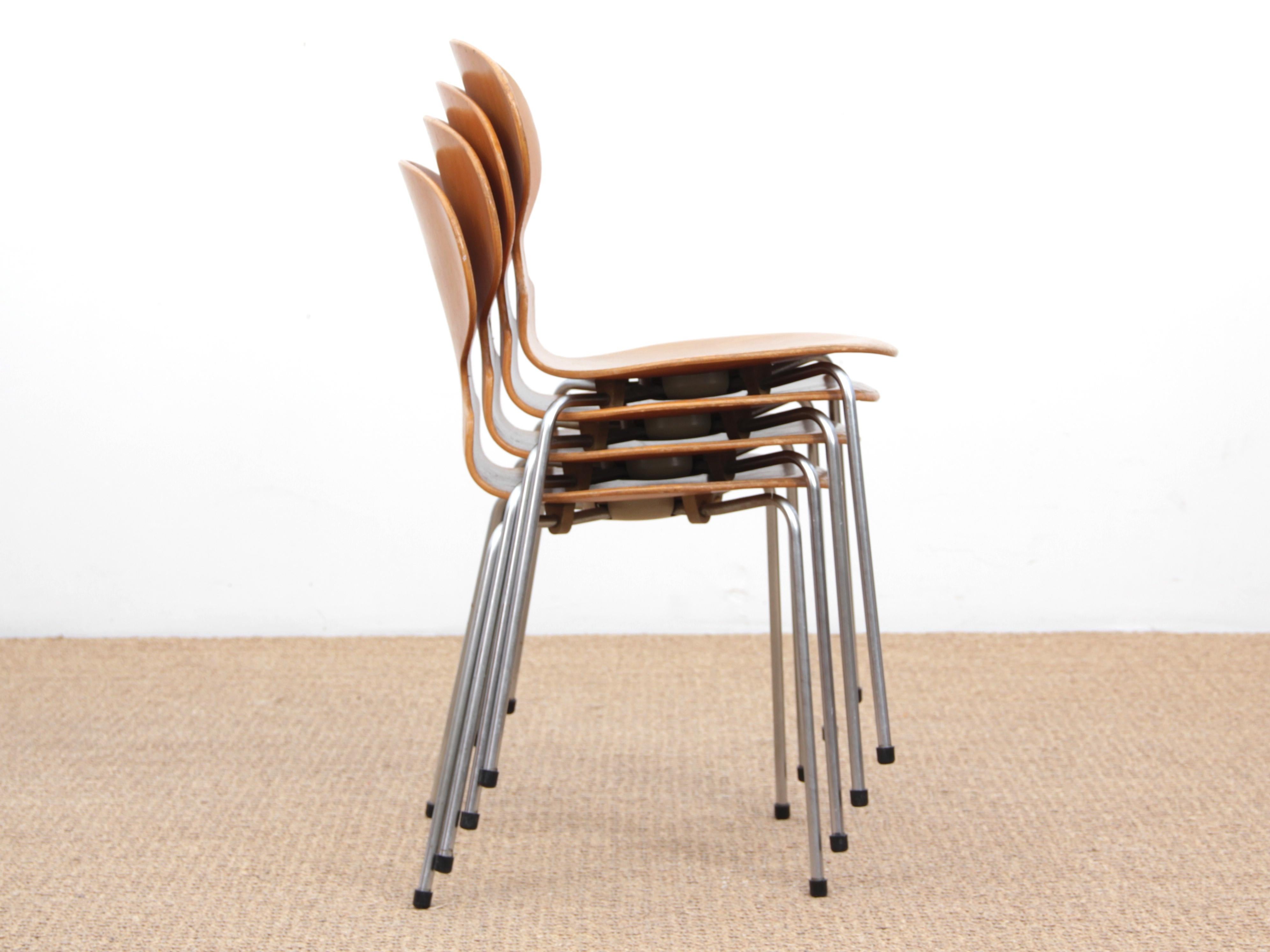 Mid-Century Modern Set of Dining Hant Chairs, 4 Legs 11