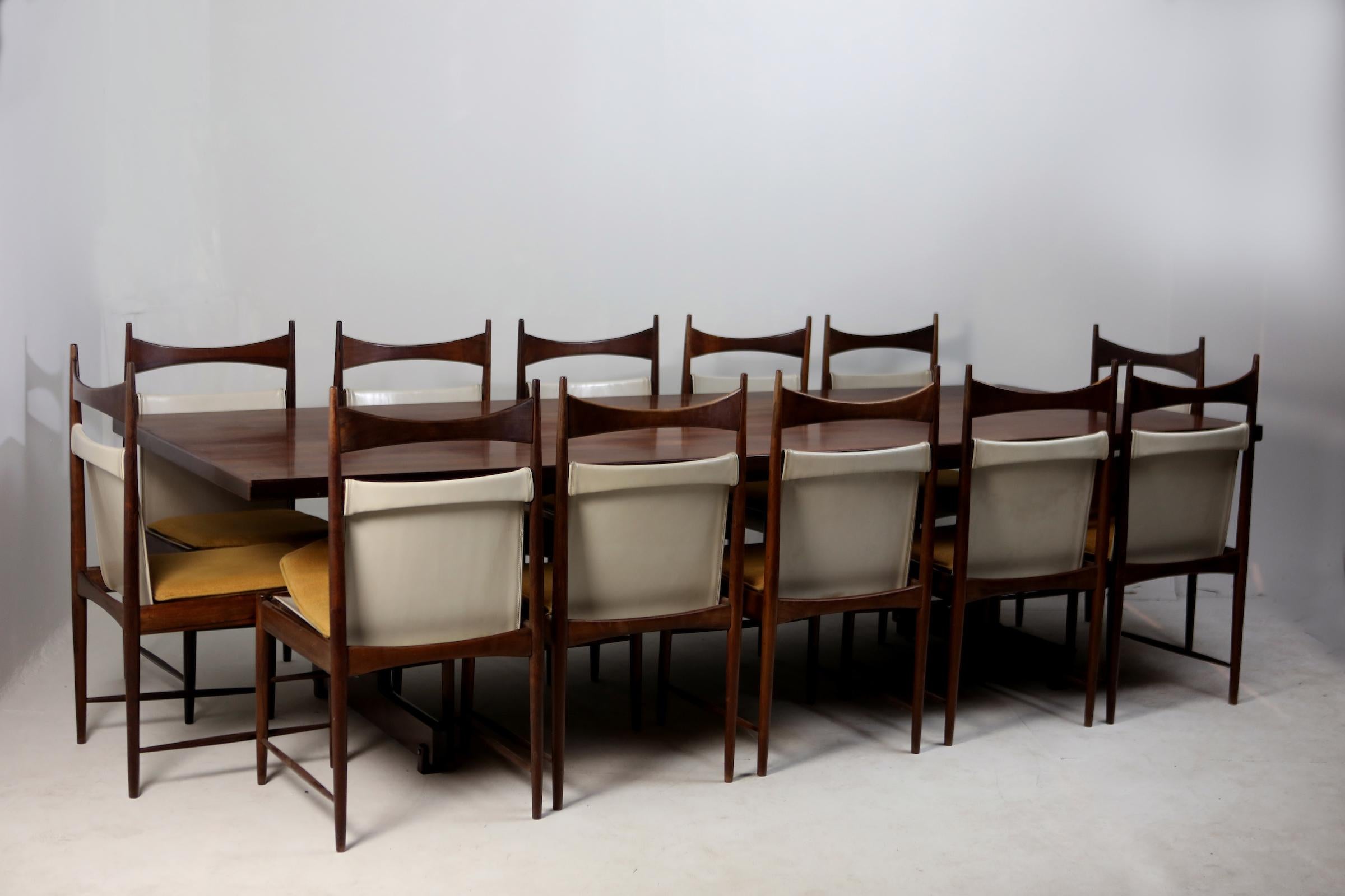 Varnished Mid-Century Modern Set of Dining Table with Chairs by Sergio Rodrigues, Brazil