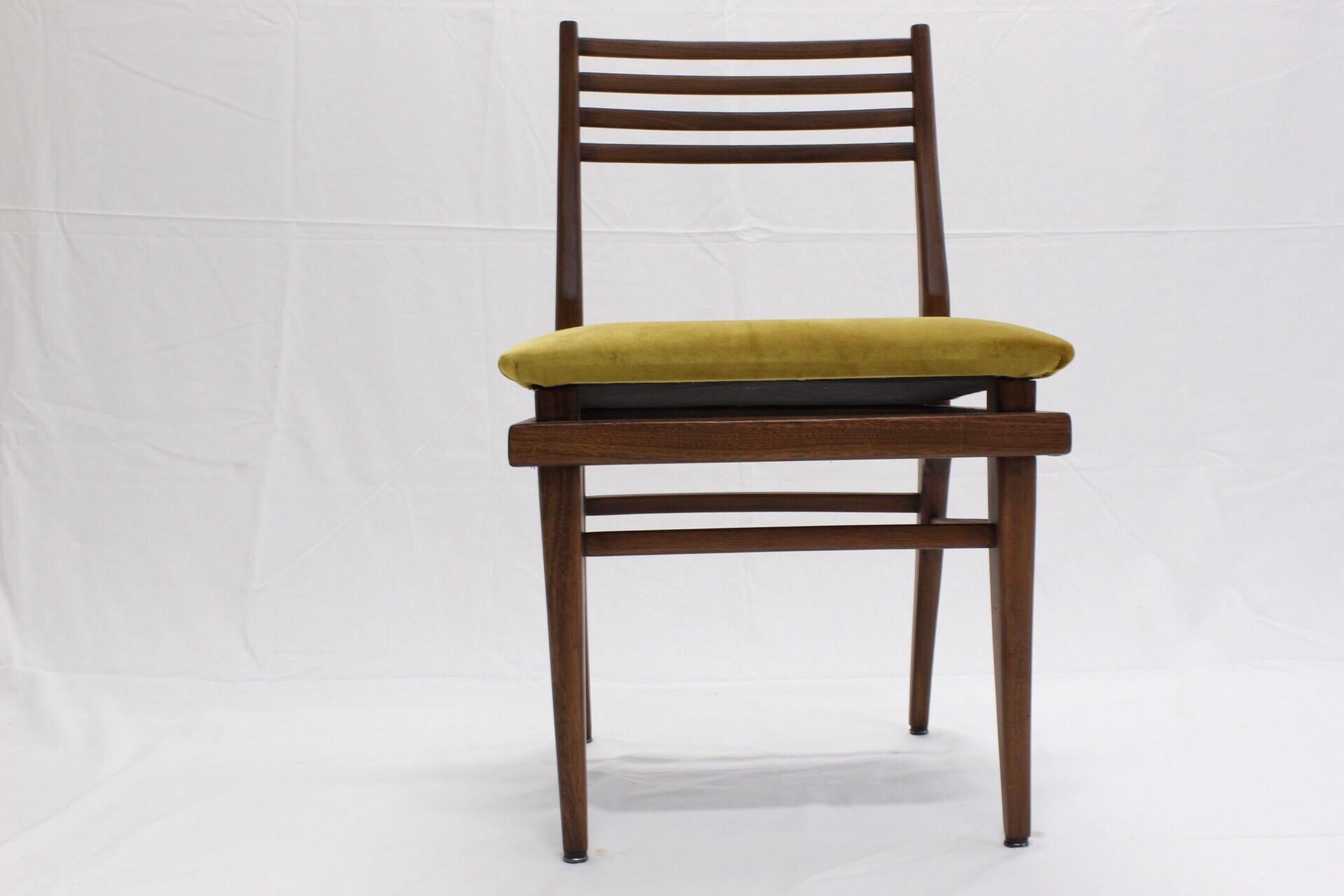 Mexican Mid-Century Modern Set of Four Chairs by Malinche, Mexico, circa 1960