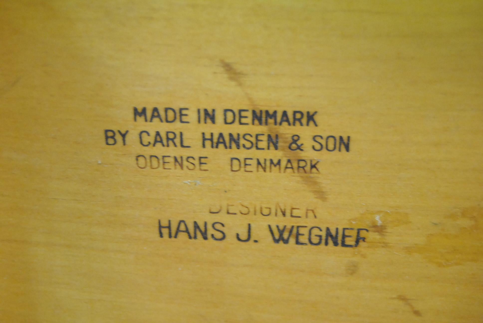 Mid-Century Modern Set of Four Hans Wegner Teak Dining Chairs, Model CH33 1