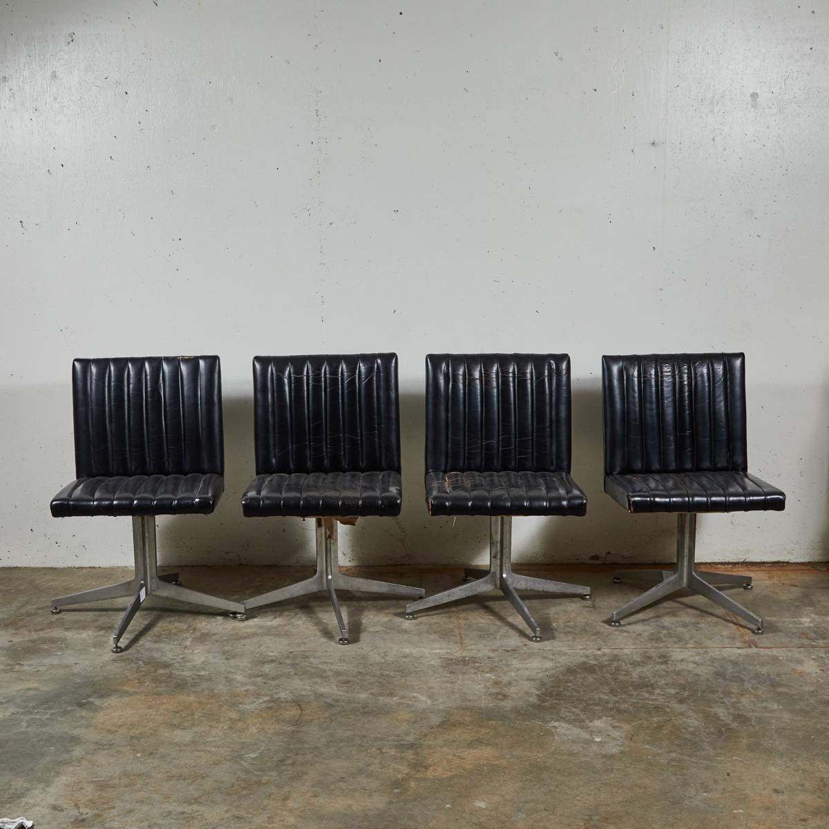 Mid-Century Modern Set of Four Swivel Chairs by Eames for Herman Miller 3