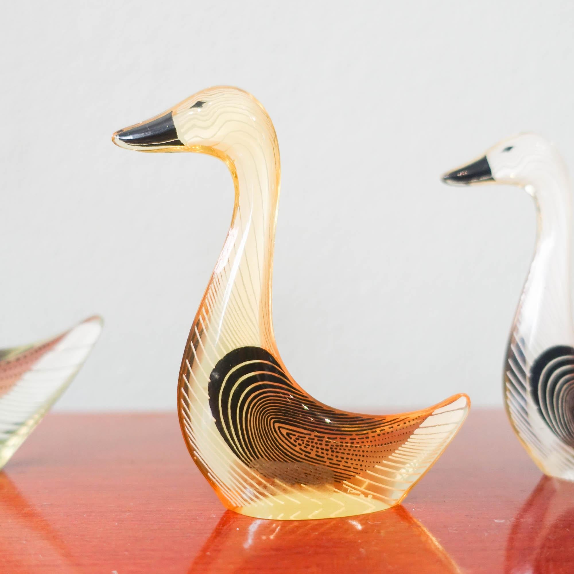 Mid-Century Modern Set of Geese in Acrylic Glass by Abraham Palatnik, 1970's For Sale 2