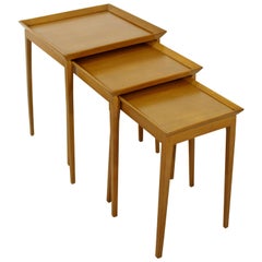 Mid-Century Modern Set of Nesting Side Tables, Robsjohn-Gibbings Widdicomb 1950s