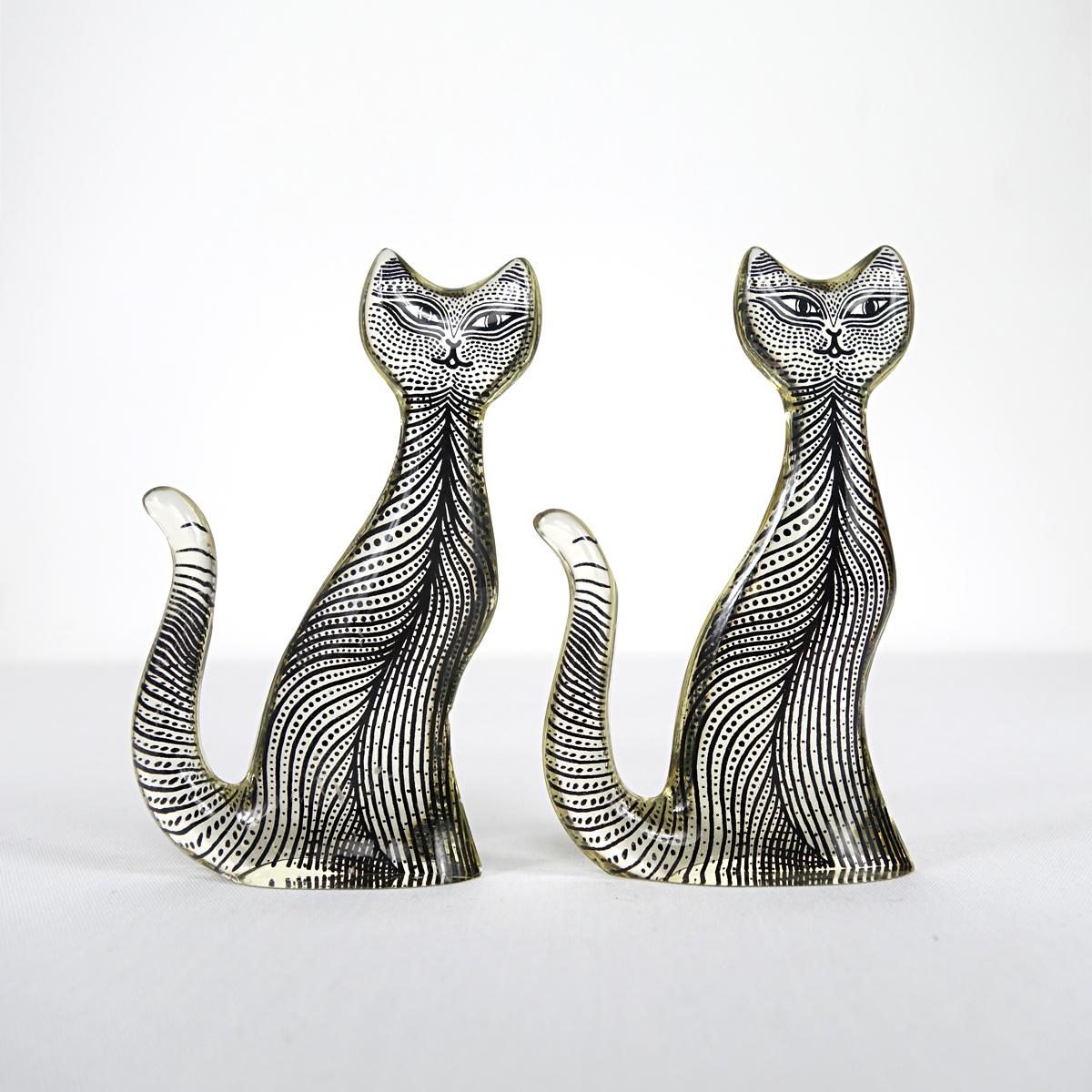 Mid-Century Modern Set of Six Cats in Lucite Made by Abraham Palatnik 7