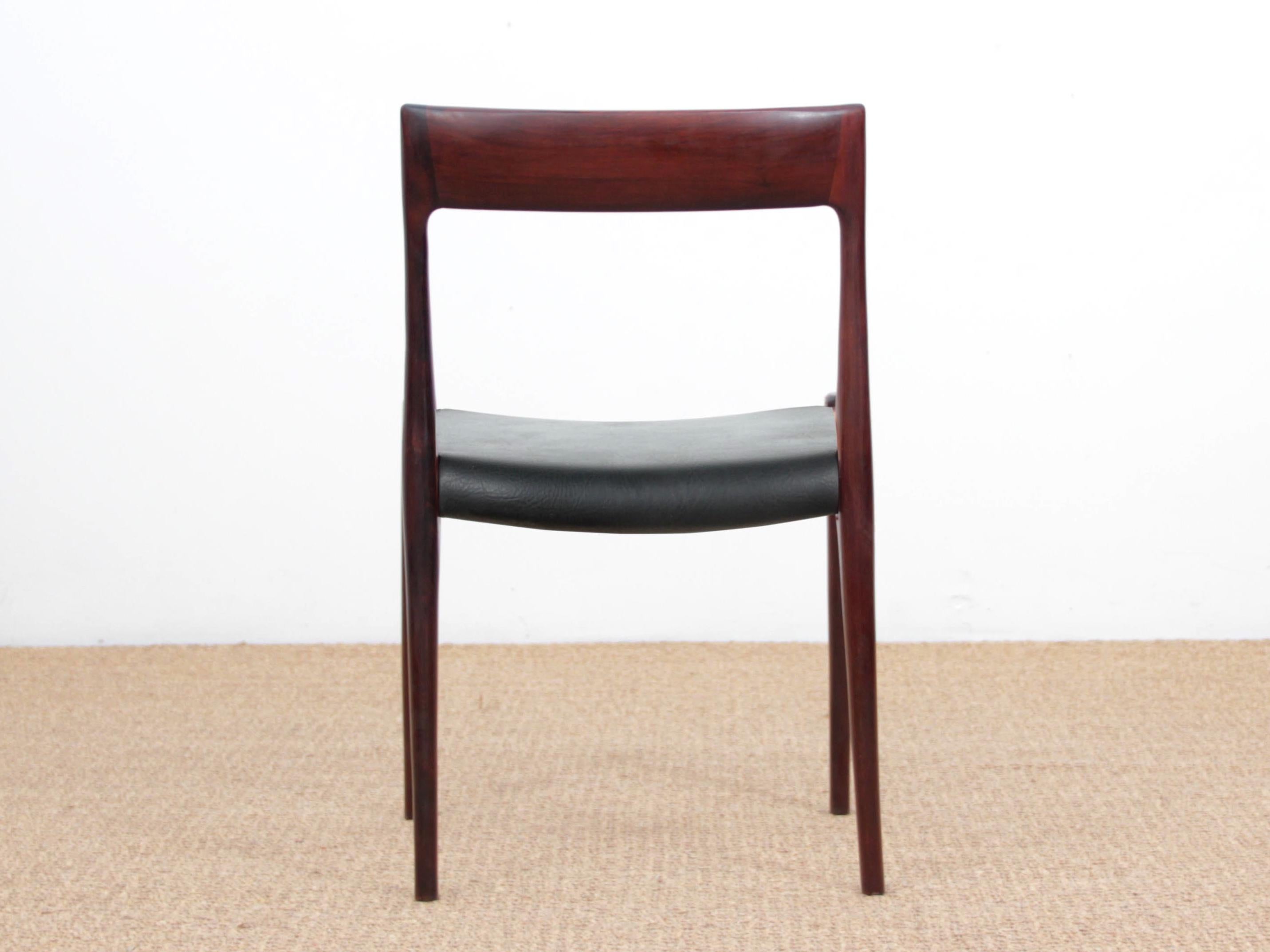 Mid-Century Modern Set of four Rosewood Dining Chairs by Niels Moller N°77 2
