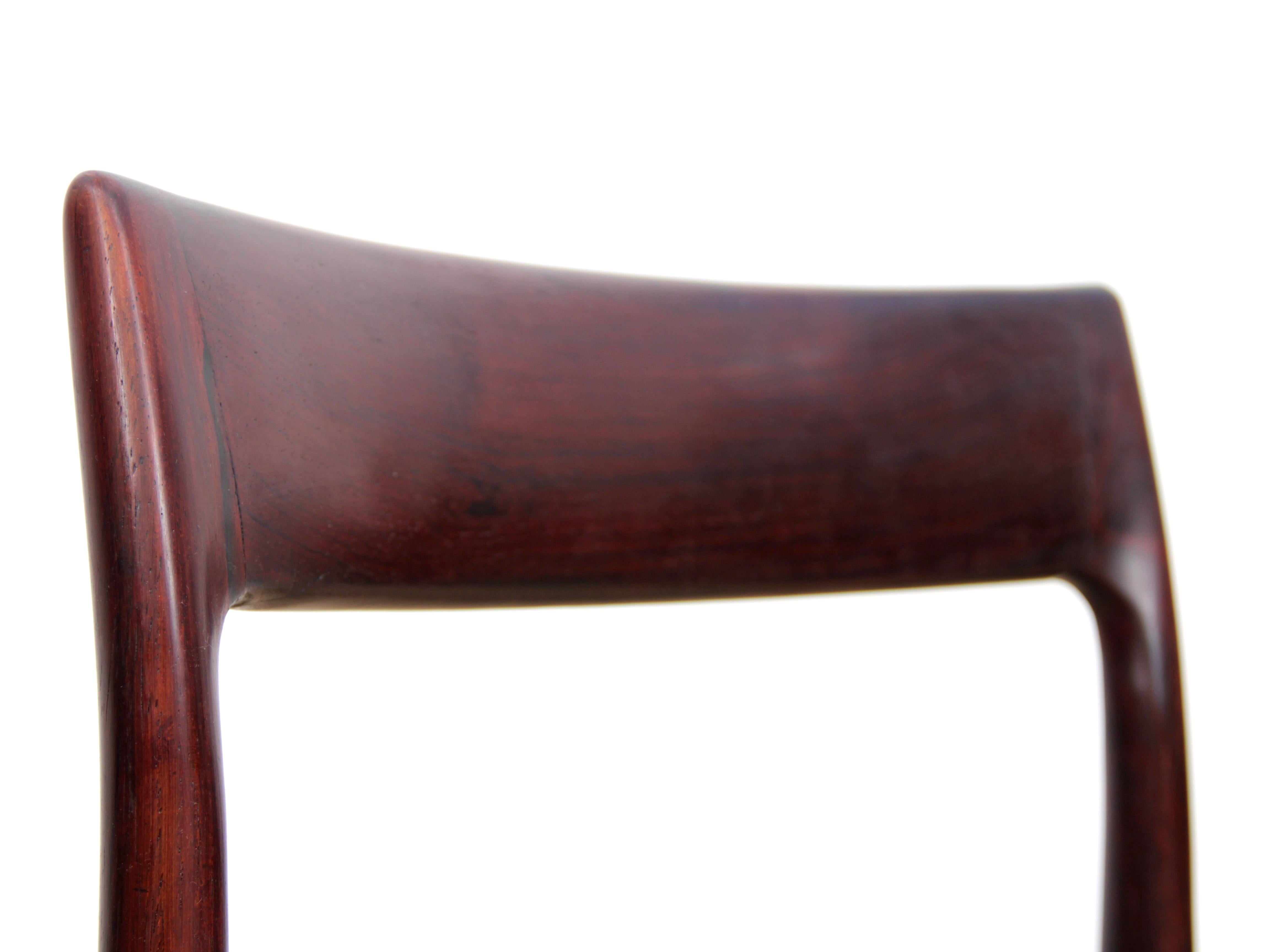 Mid-Century Modern Set of four Rosewood Dining Chairs by Niels Moller N°77 4