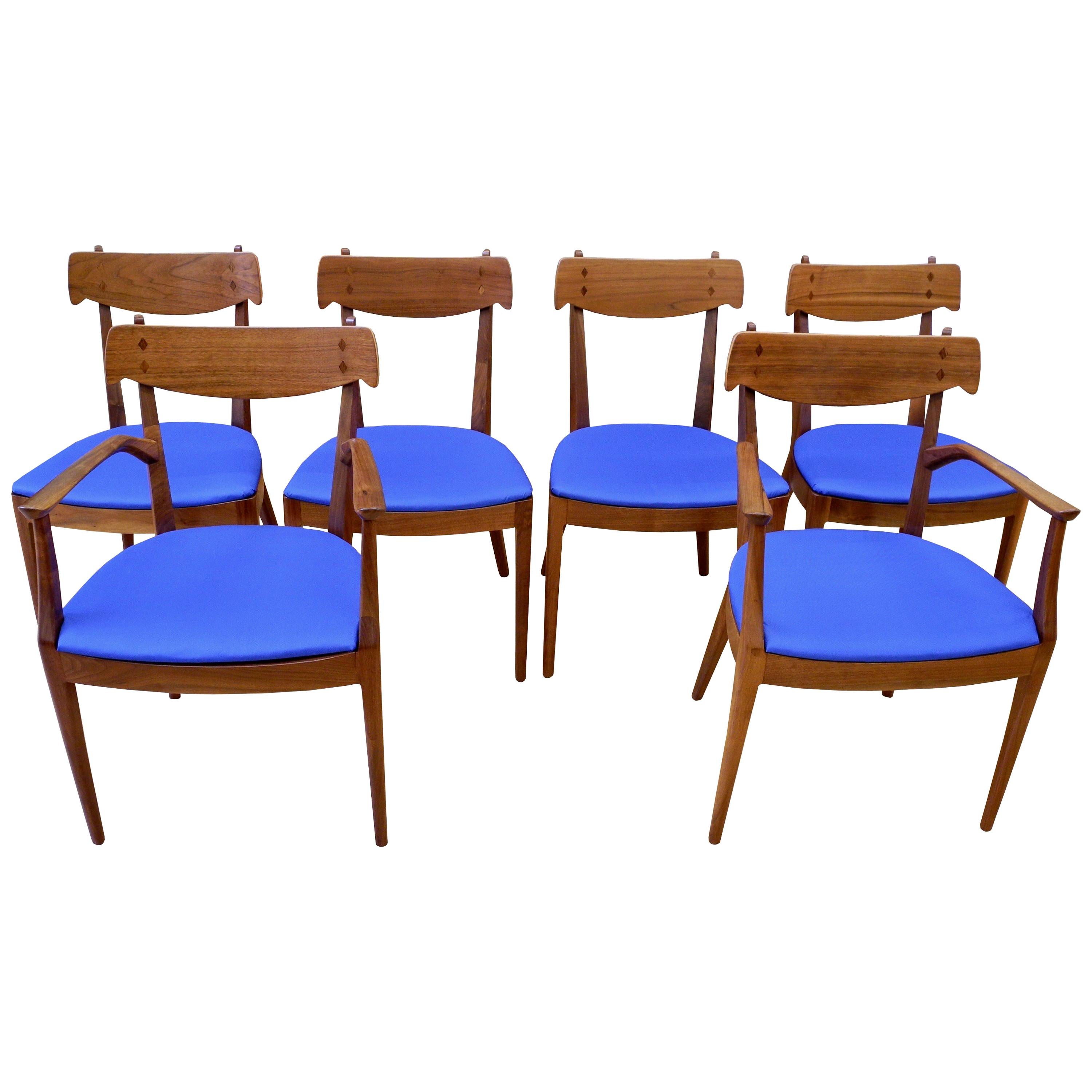 Mid-Century Modern Set of Six Walnut Dining Room Chairs by Kipp Stewart For Sale