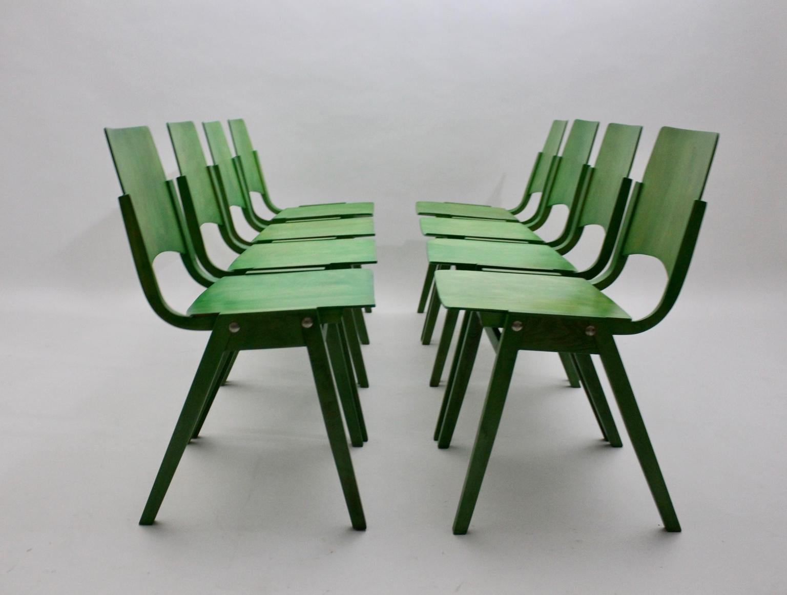 Mid-Century Modern Set of Twelve Green Vintage Dining Chairs P7 by Roland Rainer For Sale 1