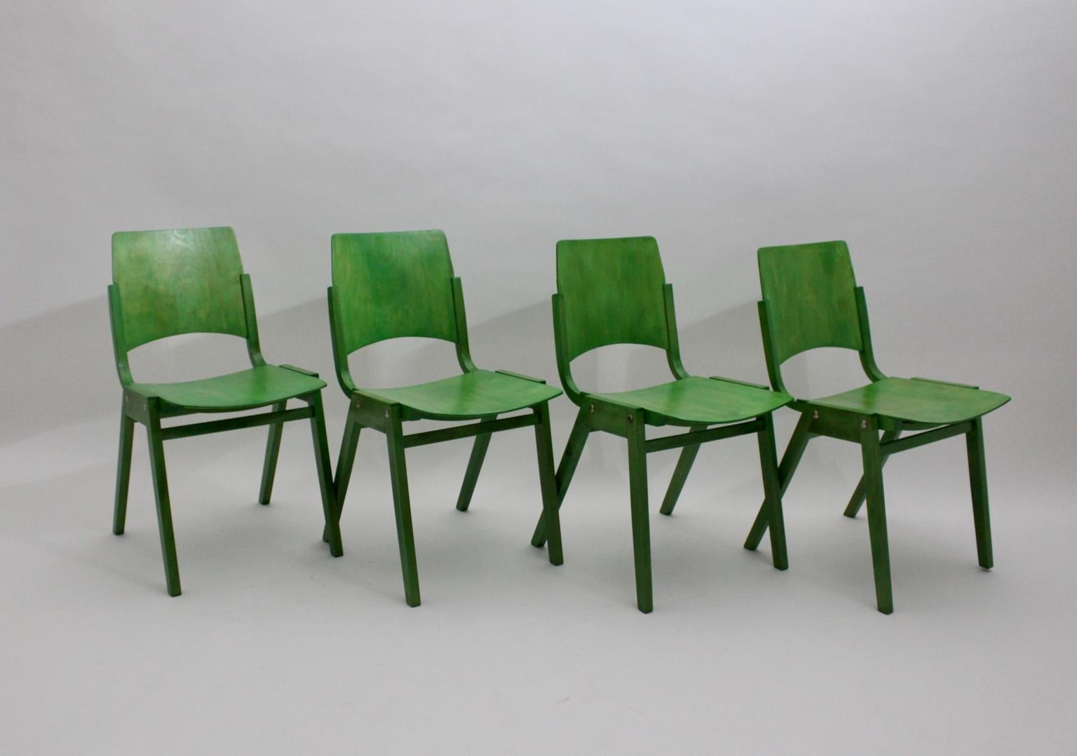 Mid-Century Modern Set of Twelve Green Vintage Dining Chairs P7 by Roland Rainer For Sale 2
