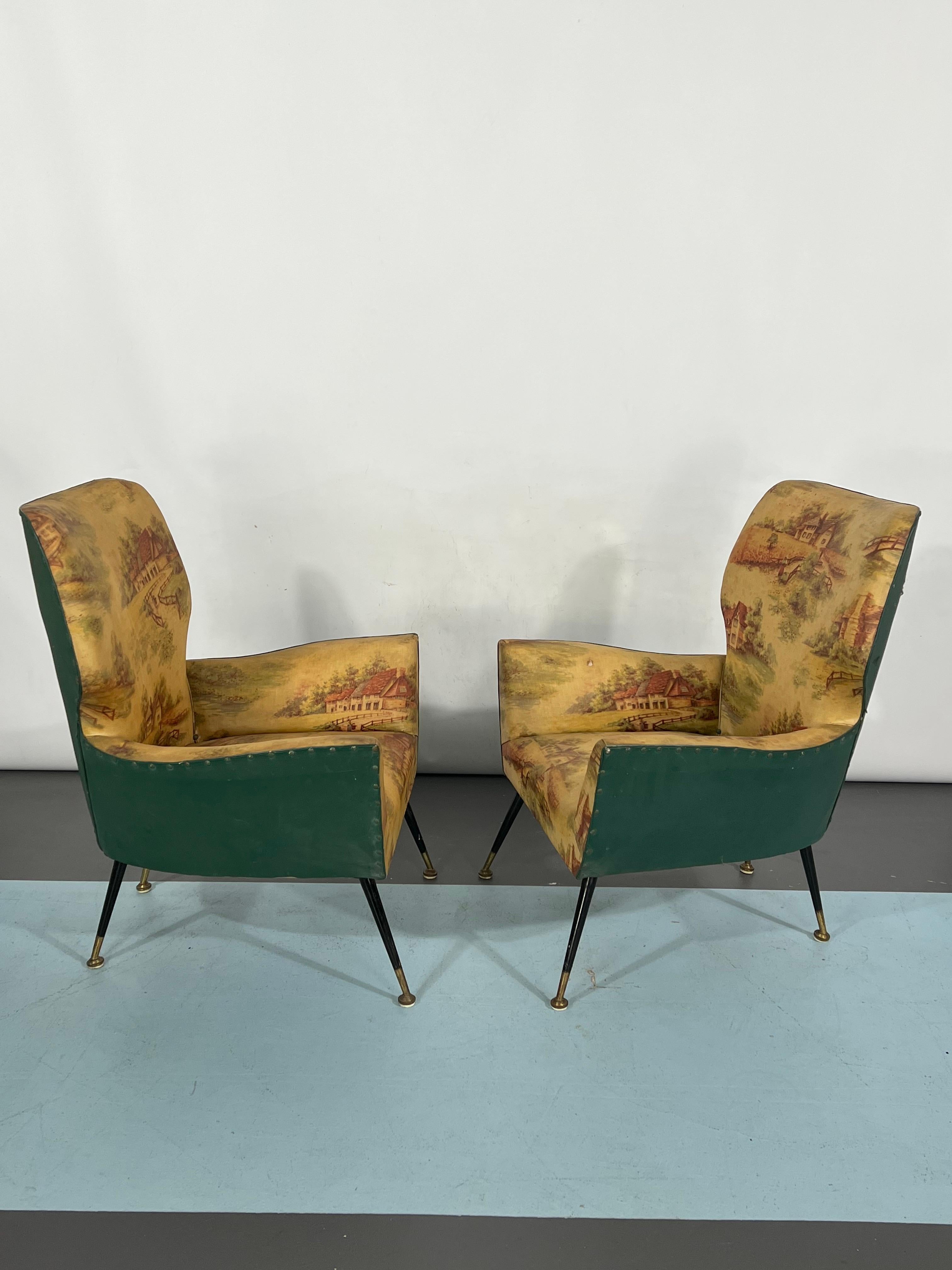 Mid-century modern set of two Italian armchairs from 50s In Good Condition For Sale In Catania, CT
